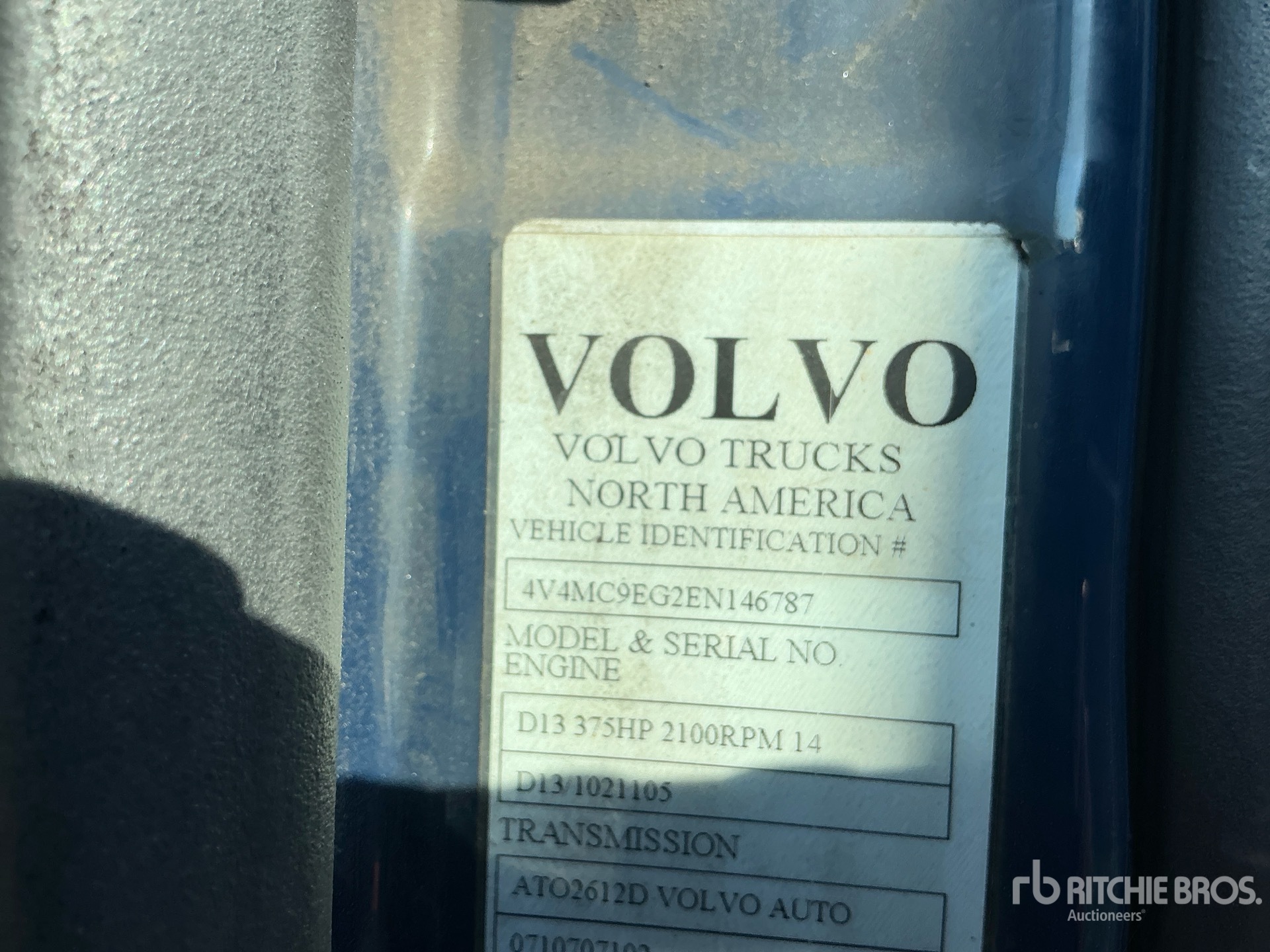 2014 Volvo VNM200