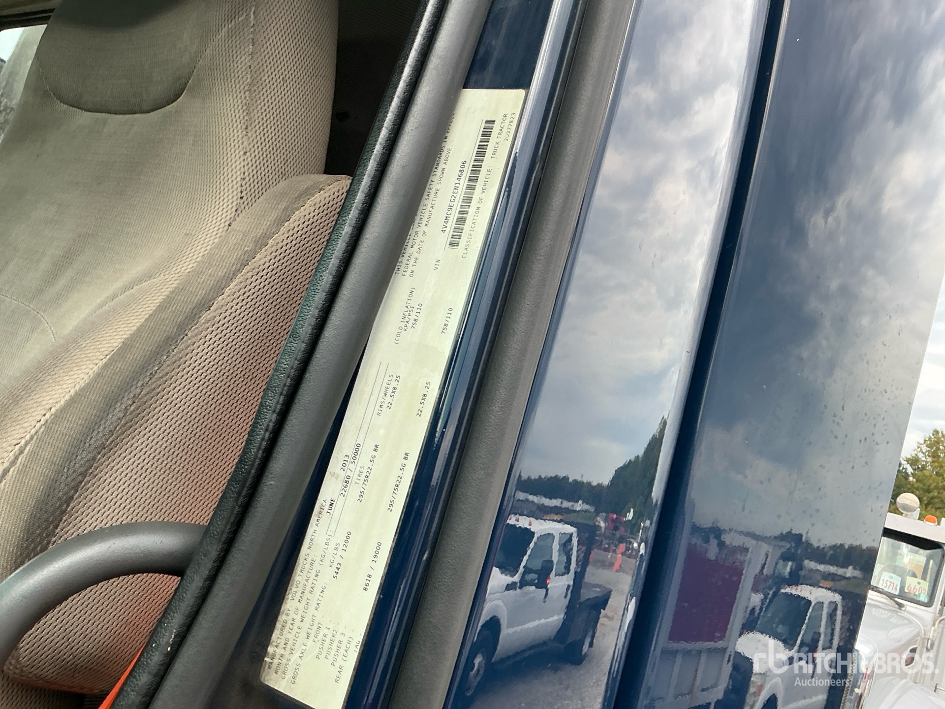 2014 Volvo VNM200