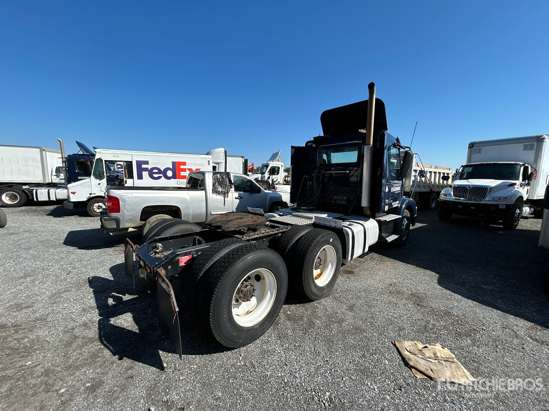 2014 Volvo VNM200