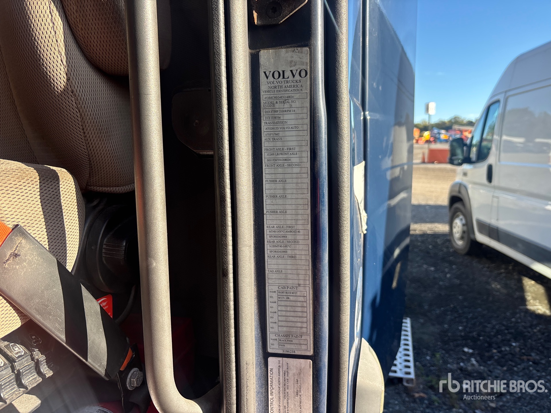 2014 Volvo VNM200