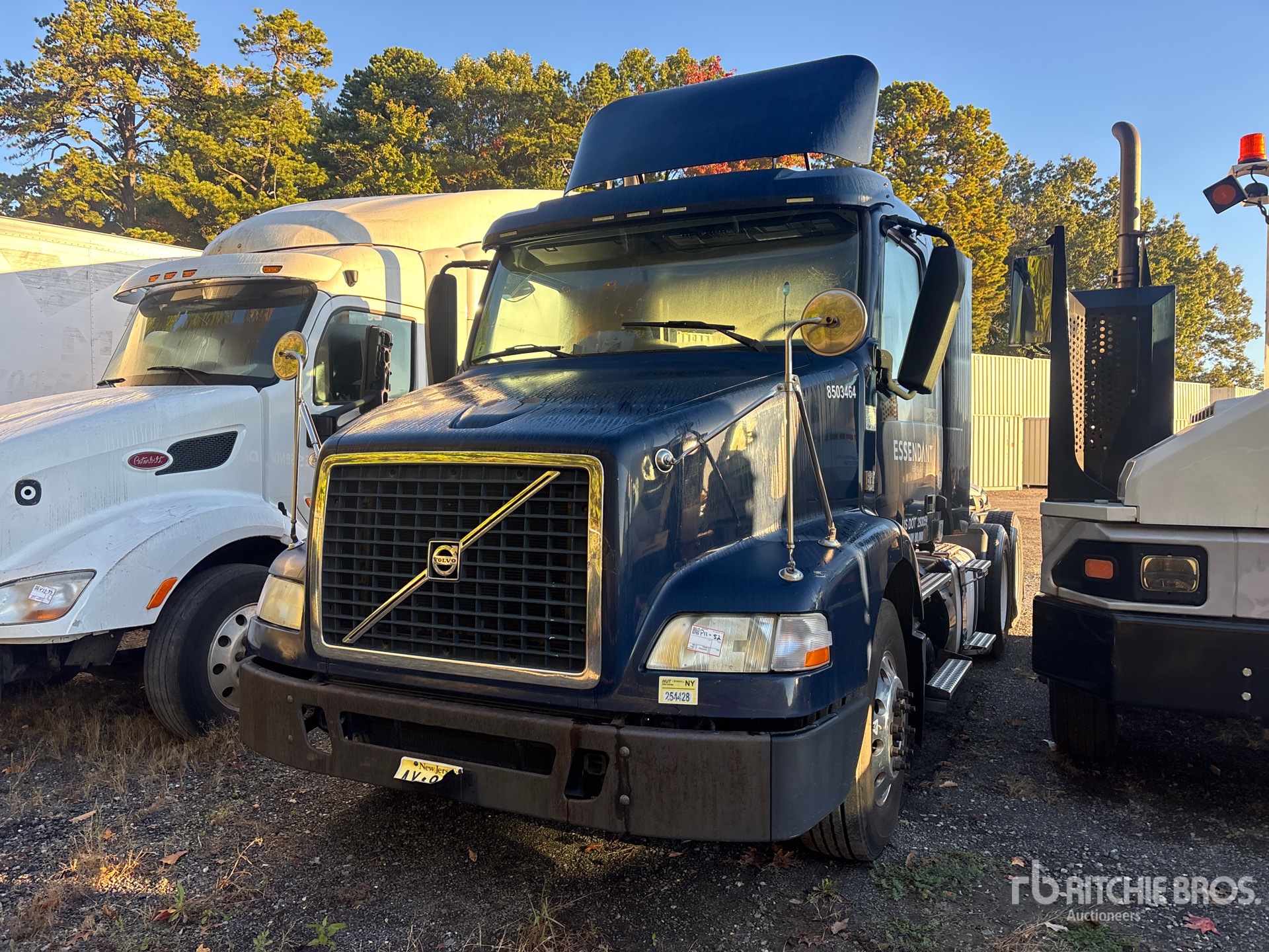 Photo of 2014 Volvo VNM200