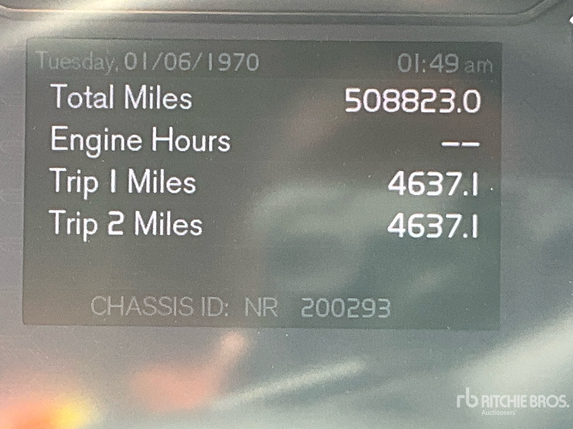 2019 Volvo VNR300