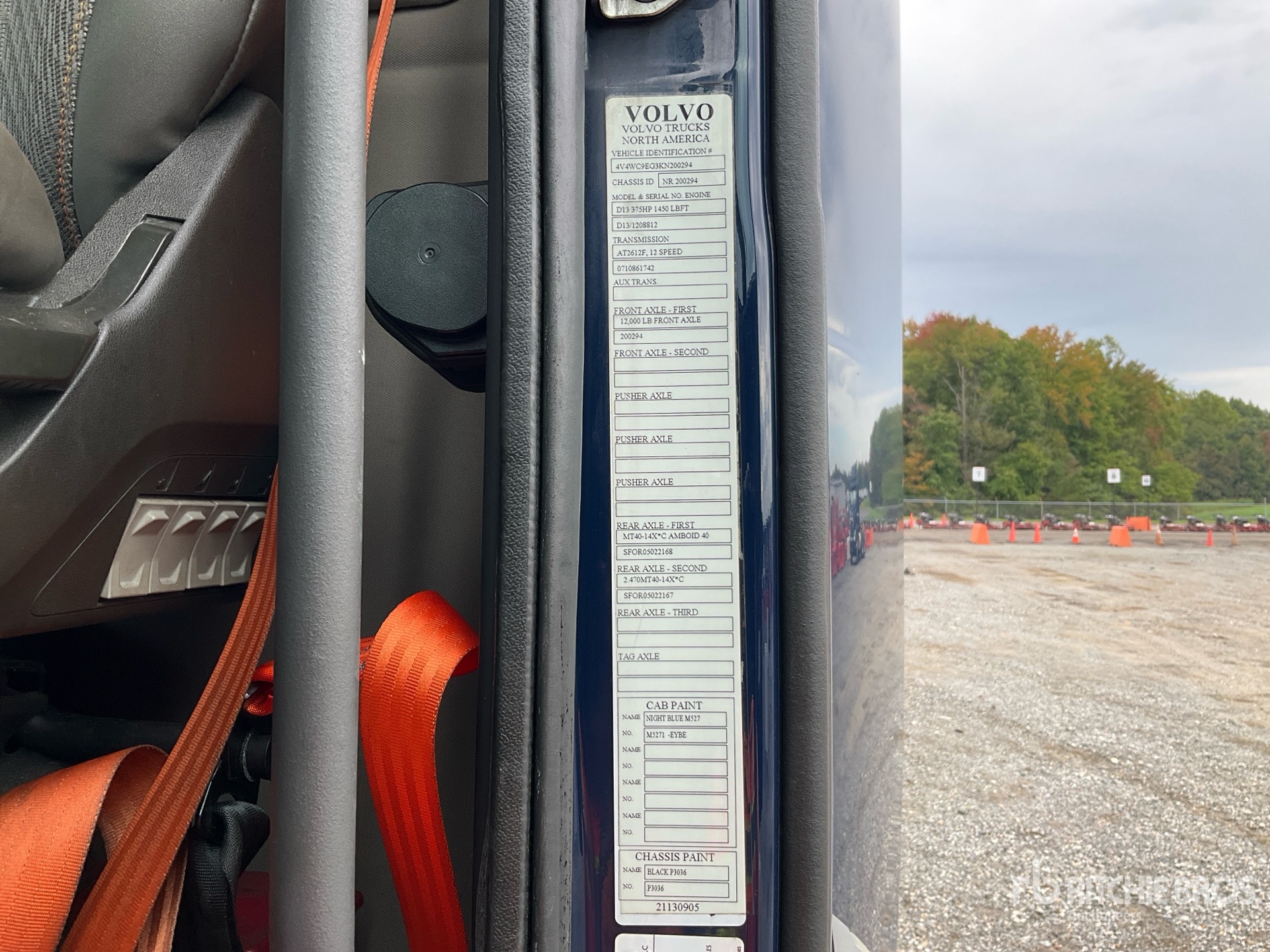 2019 Volvo VNM200