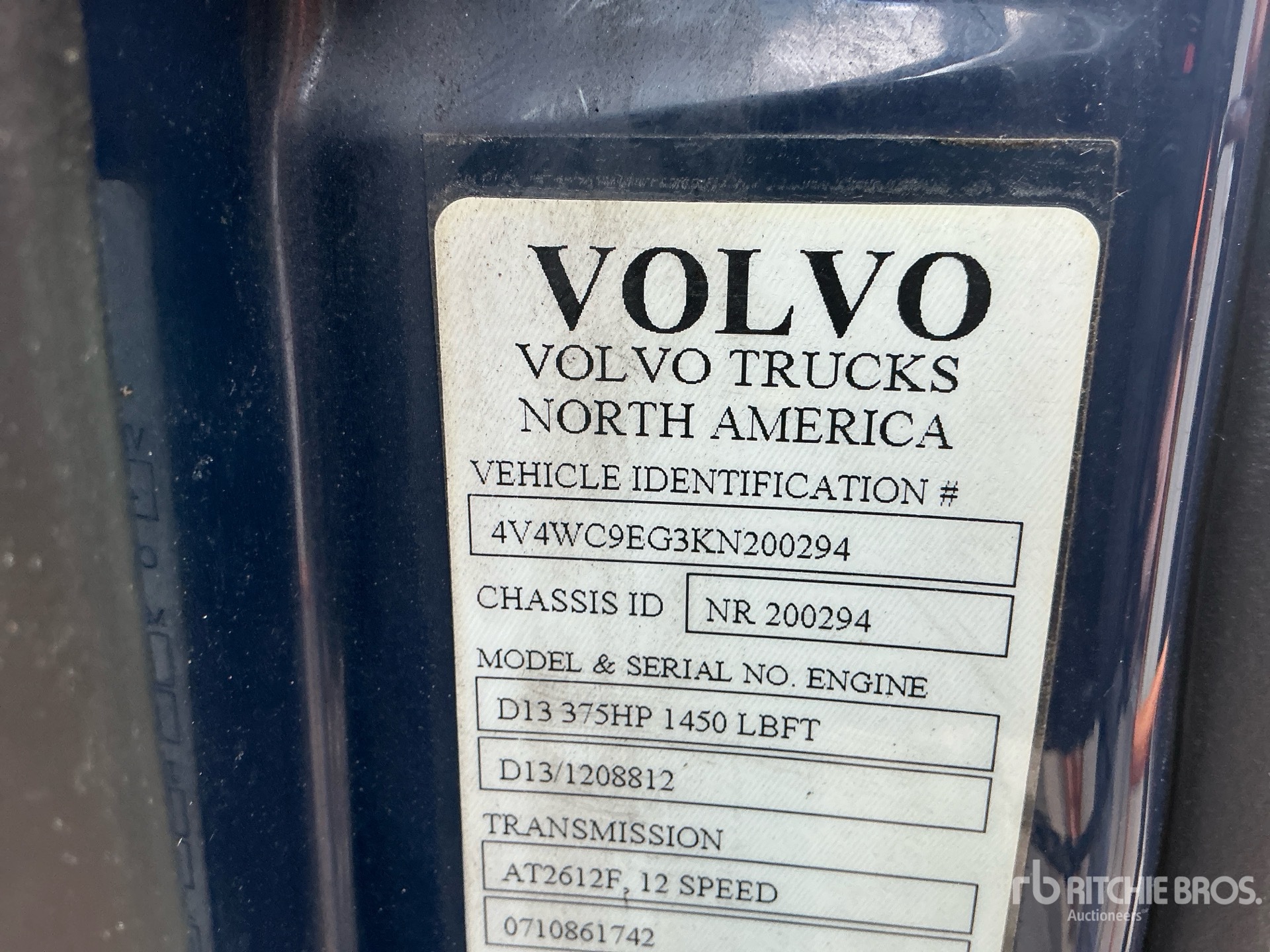 2019 Volvo VNM200