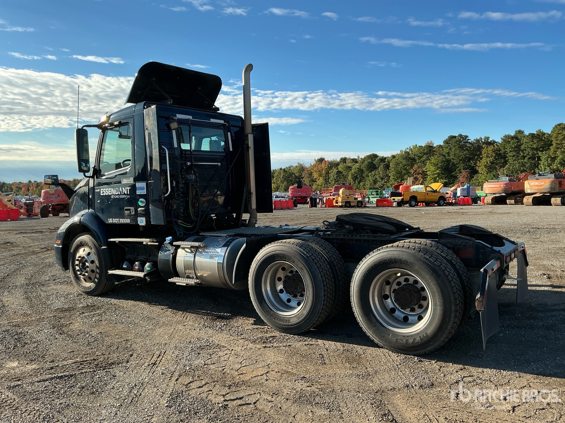 2019 Volvo VNR300