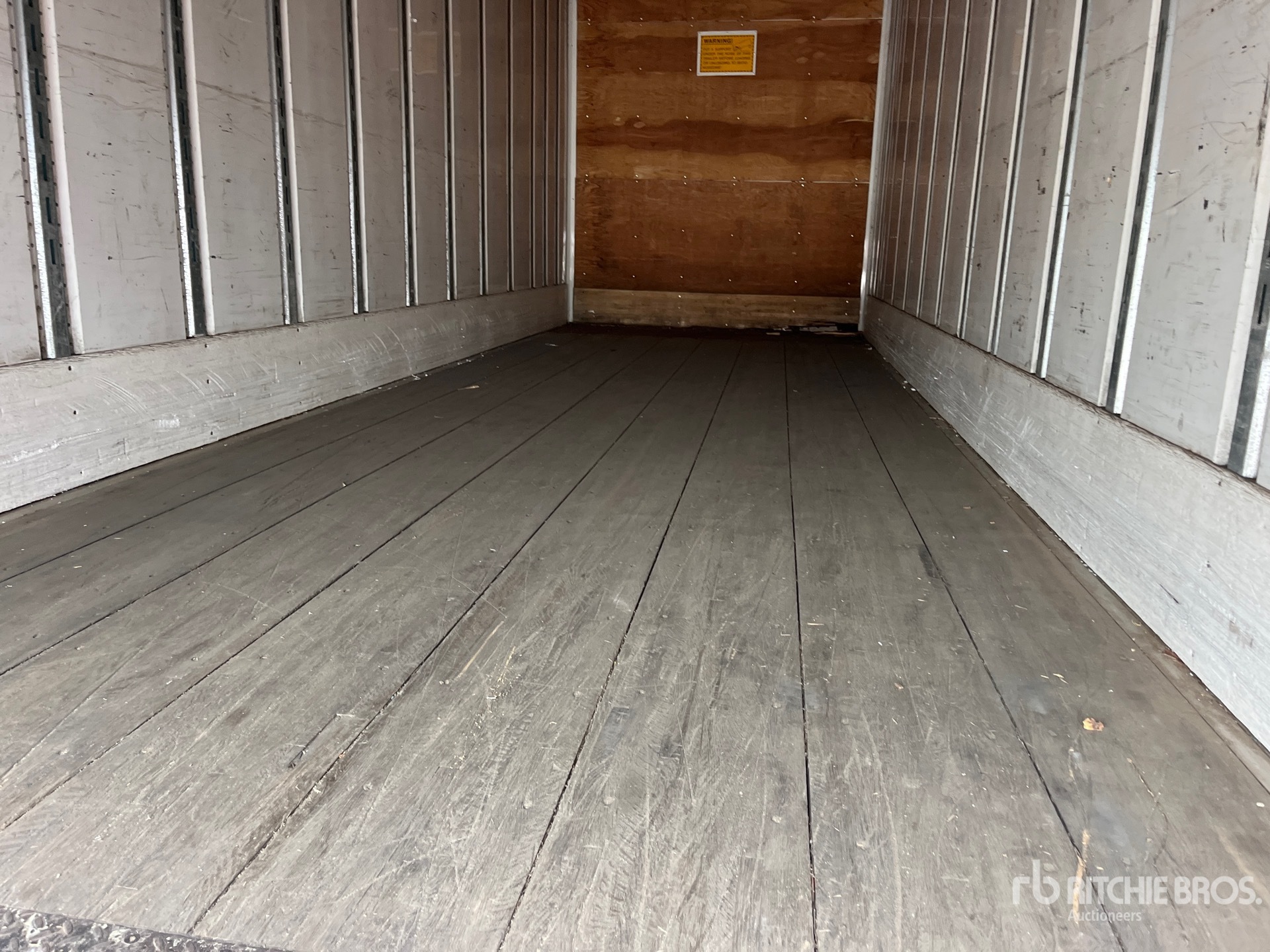 2015 Utility 28 FT S/A