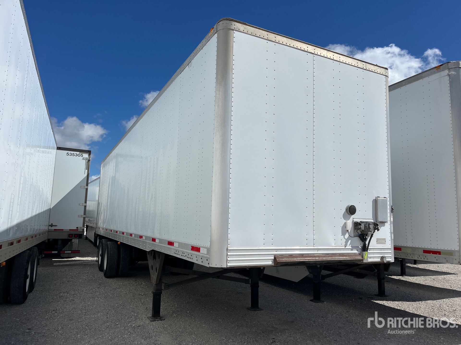 2013 Utility 36 FT T/A