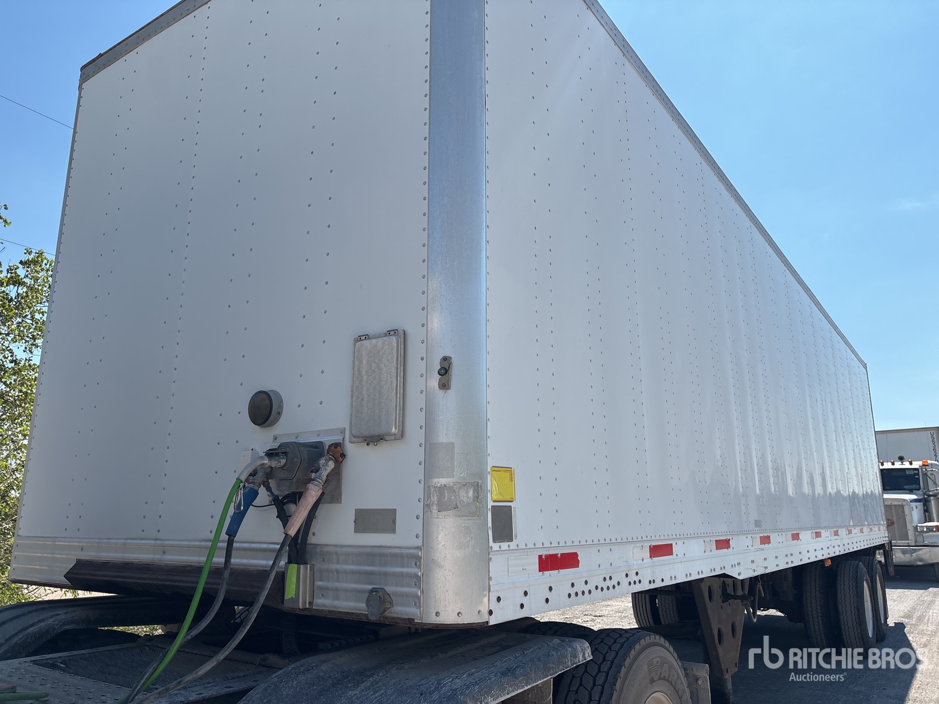 2013 Utility 36 FT T/A