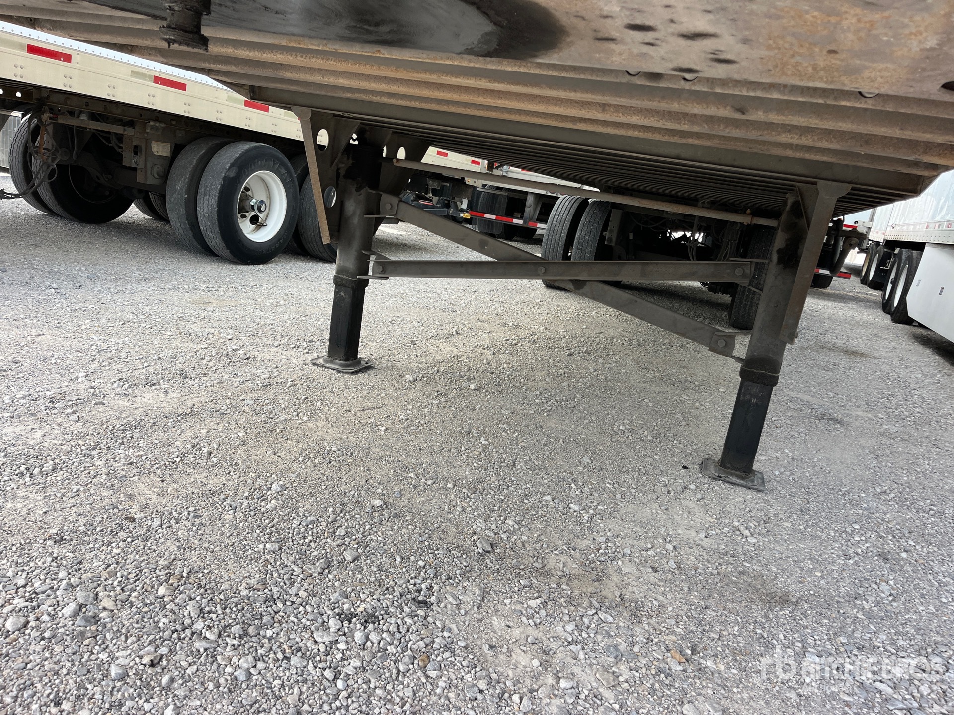 2013 Utility 36 FT T/A
