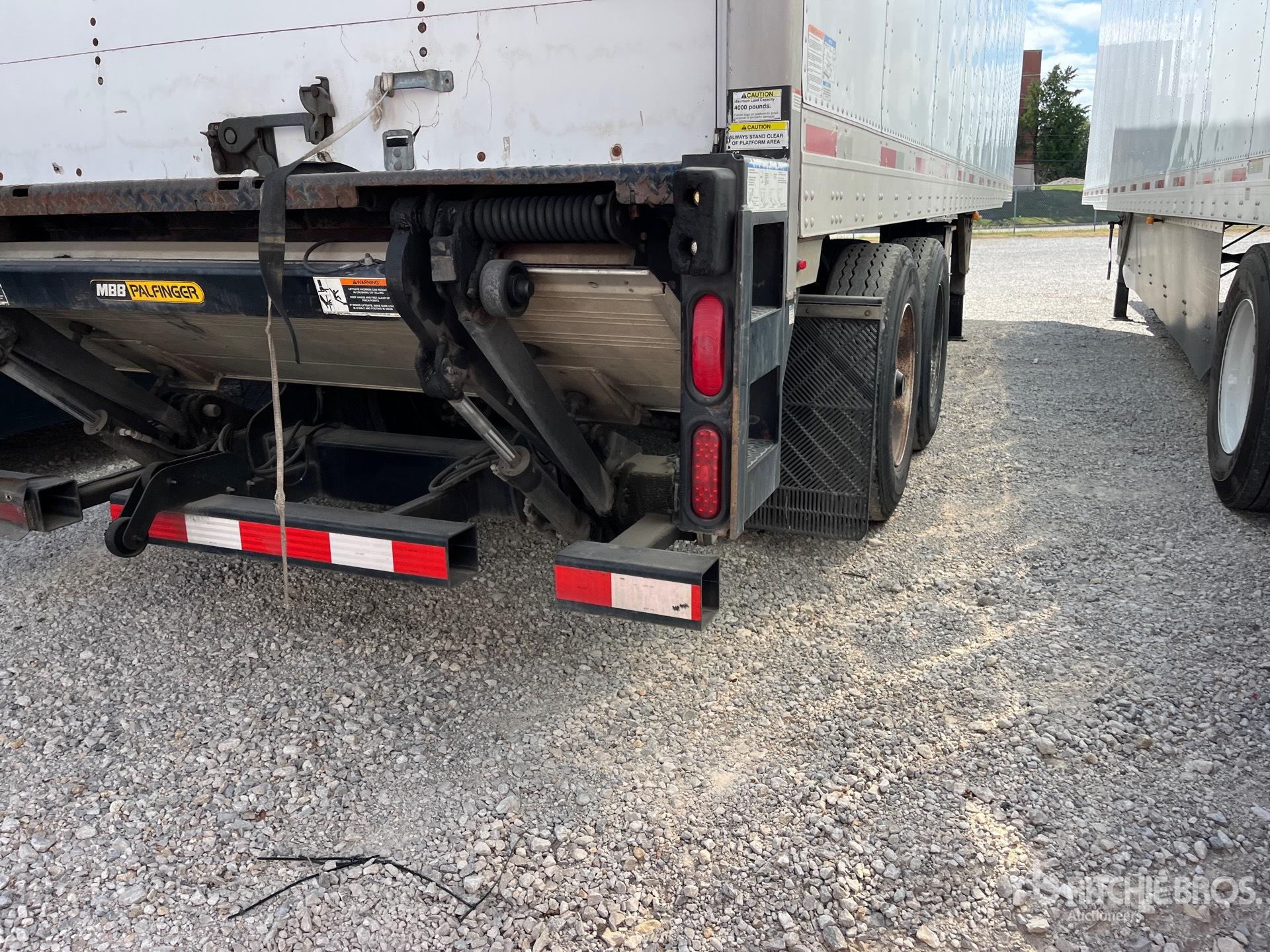 2014 Utility 36 FT T/A
