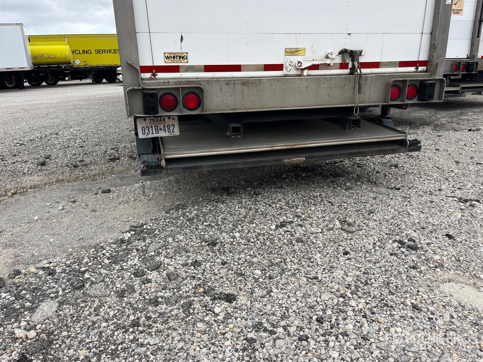 2013 Utility 48 FT T/A