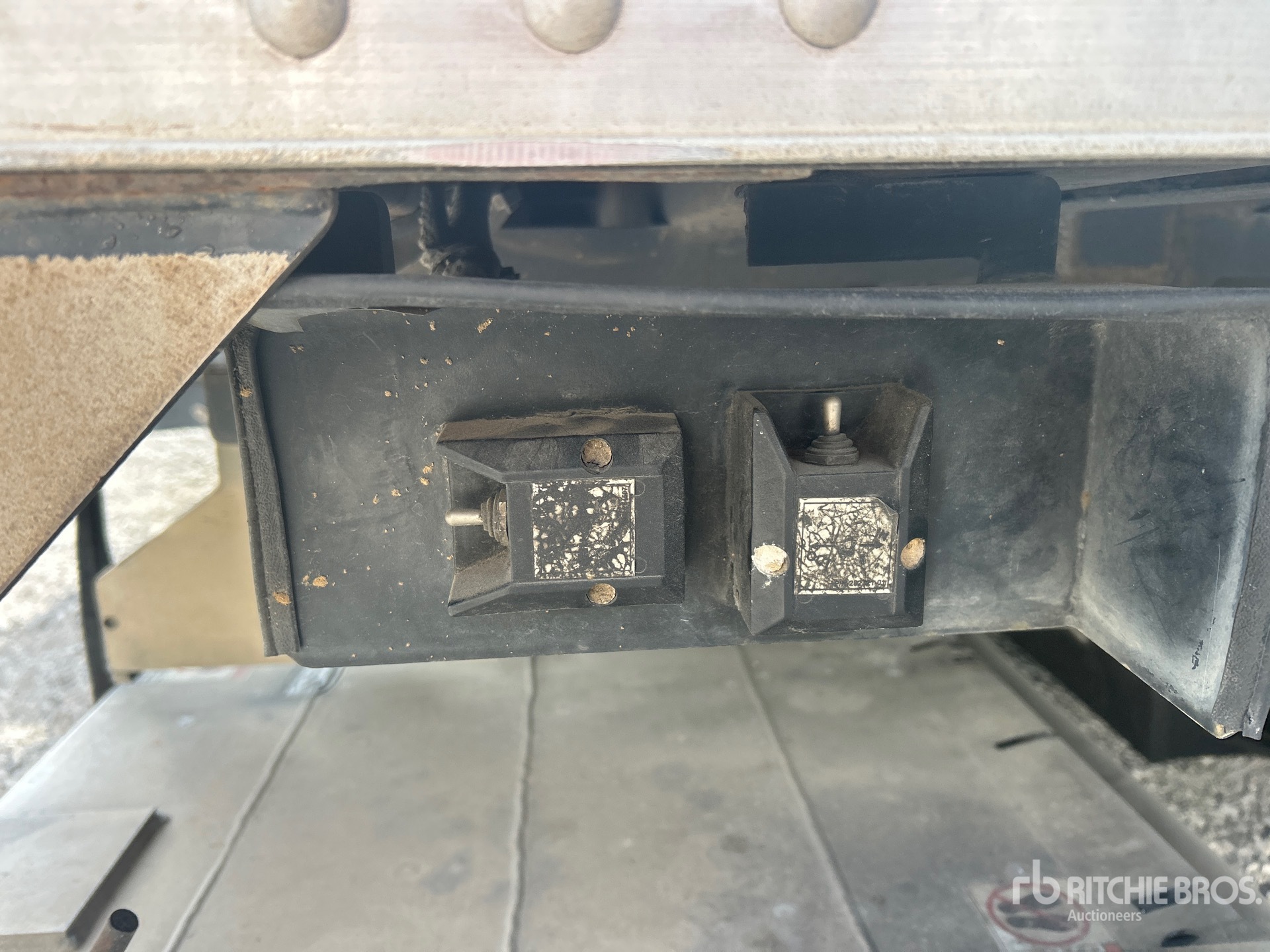 2015 Utility VS2DX