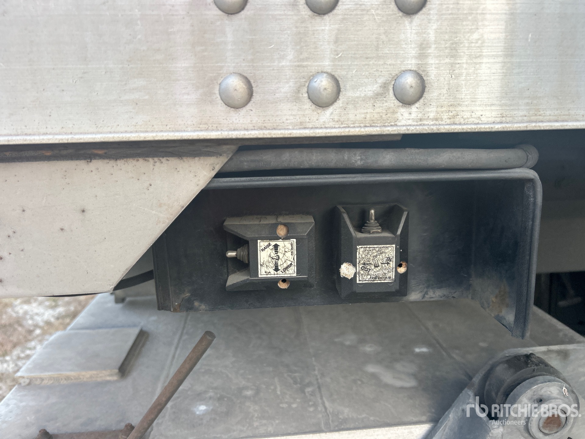 2015 Utility VS2DX