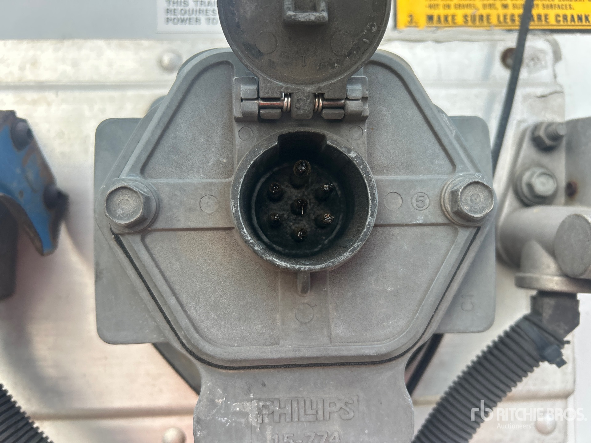 2015 Utility VS2DX