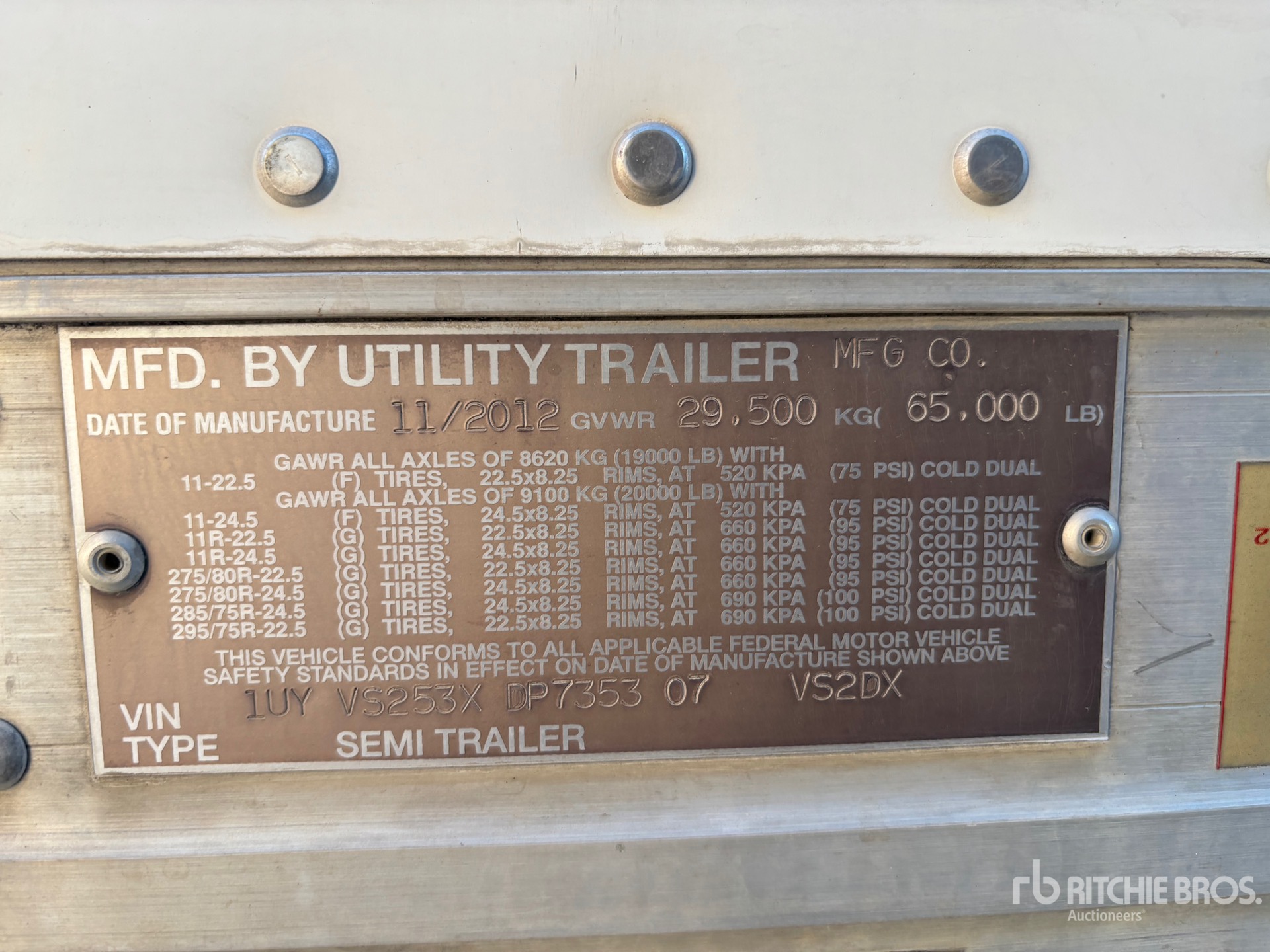 2013 Utility 53 FT T/A