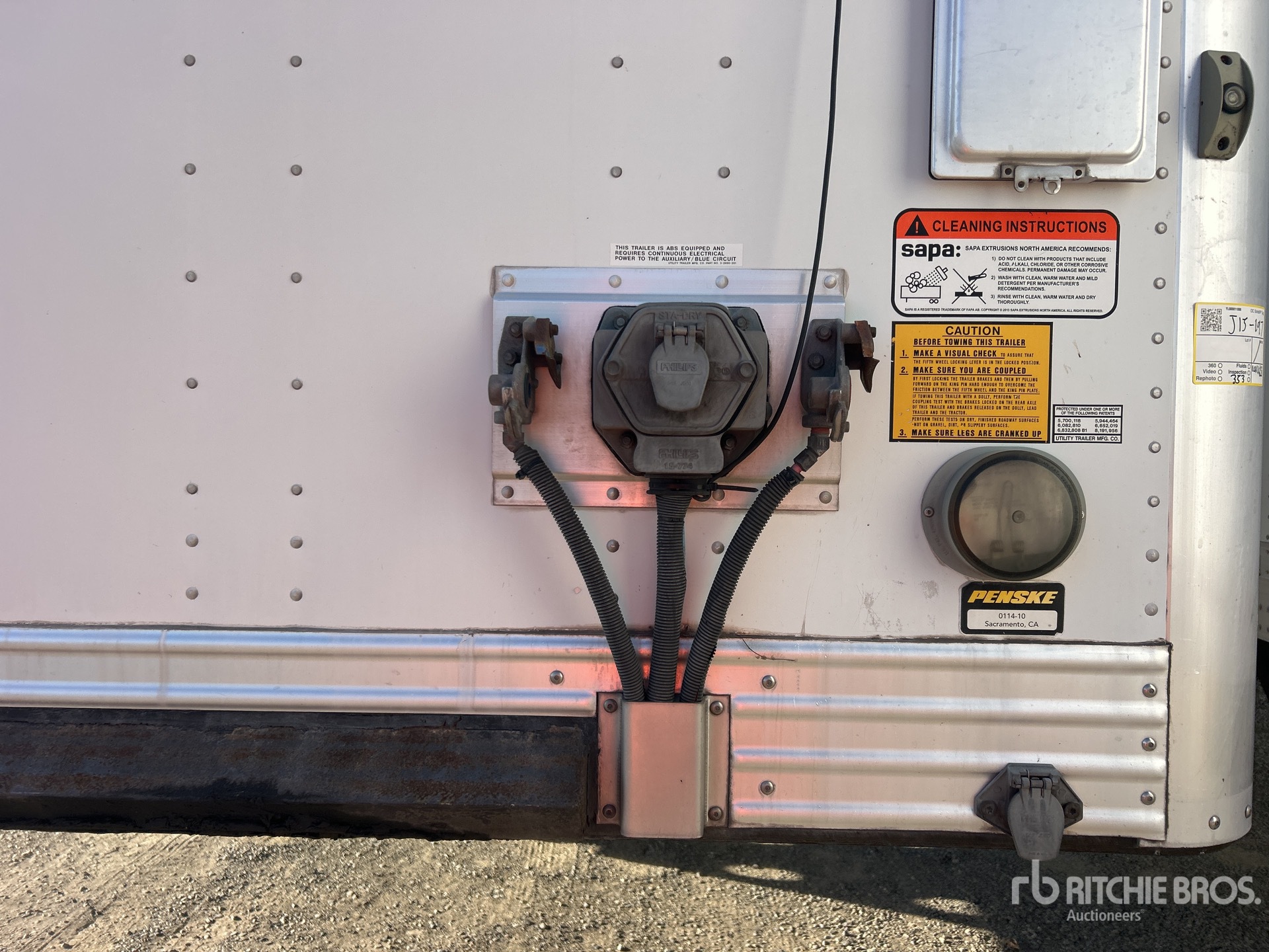 2014 Utility 36 ft x 102 in T/A