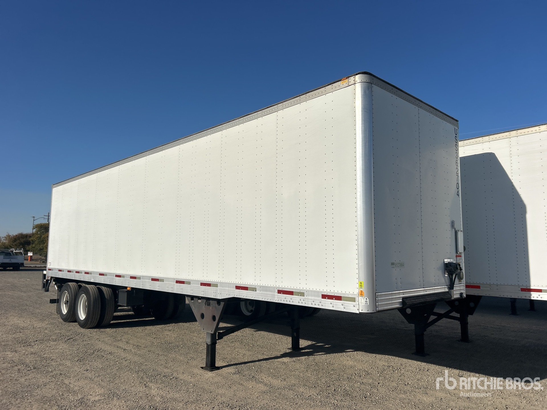 2014 Utility 36 ft x 102 in T/A
