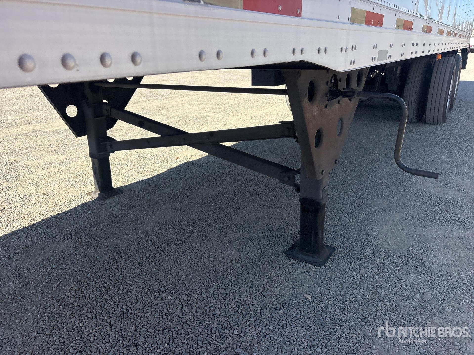 2014 Utility 36 ft x 102 in T/A