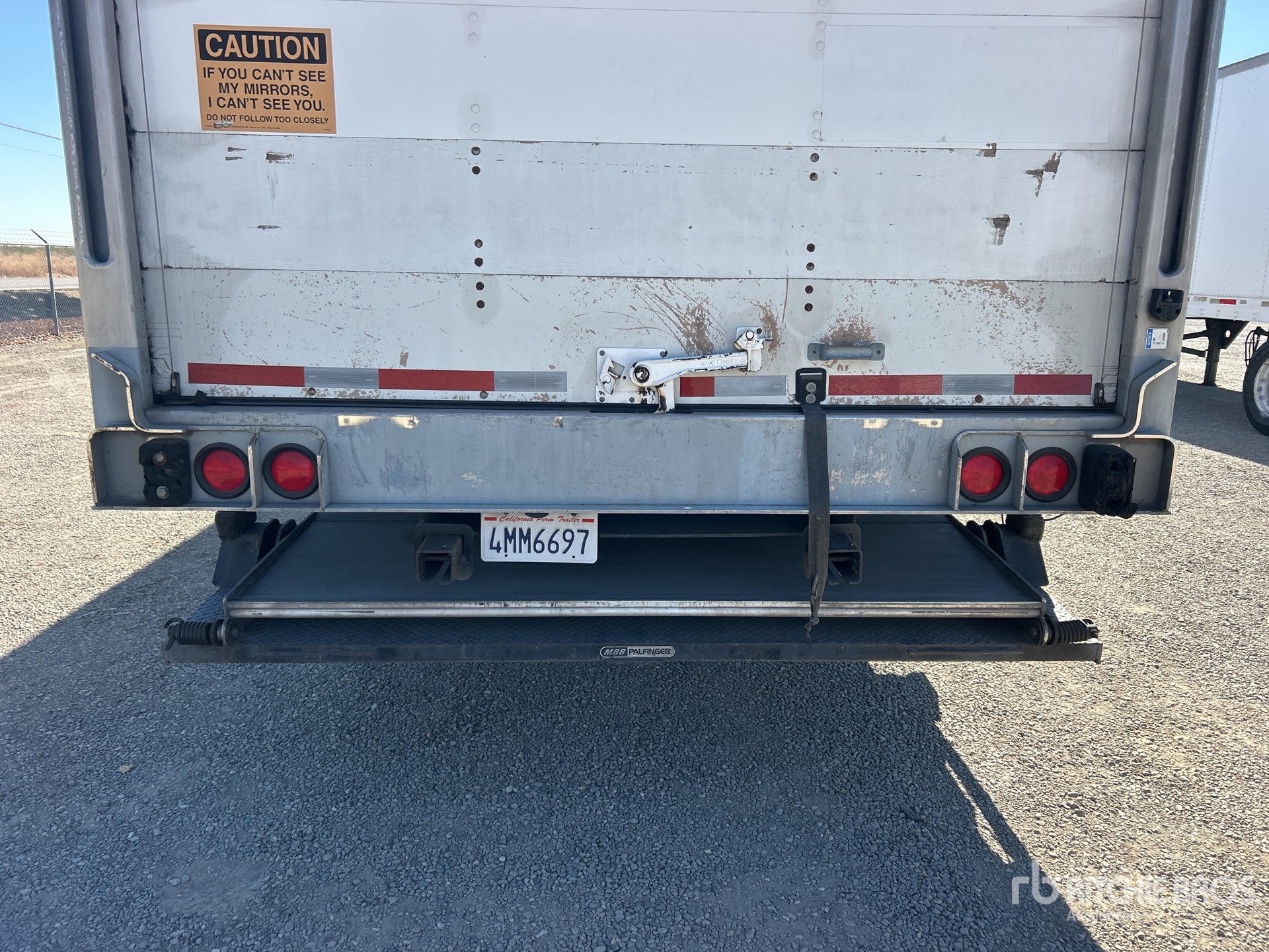 2014 Utility 48 ft x 102 in T/A