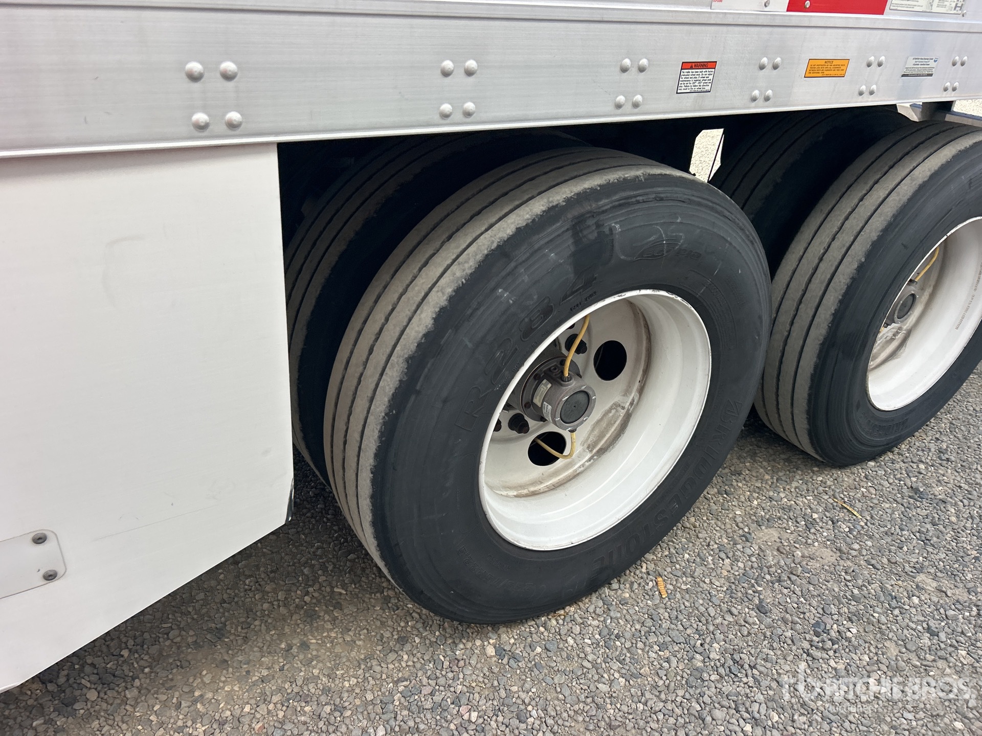 2019 Utility 53 ft x 102 in T/A