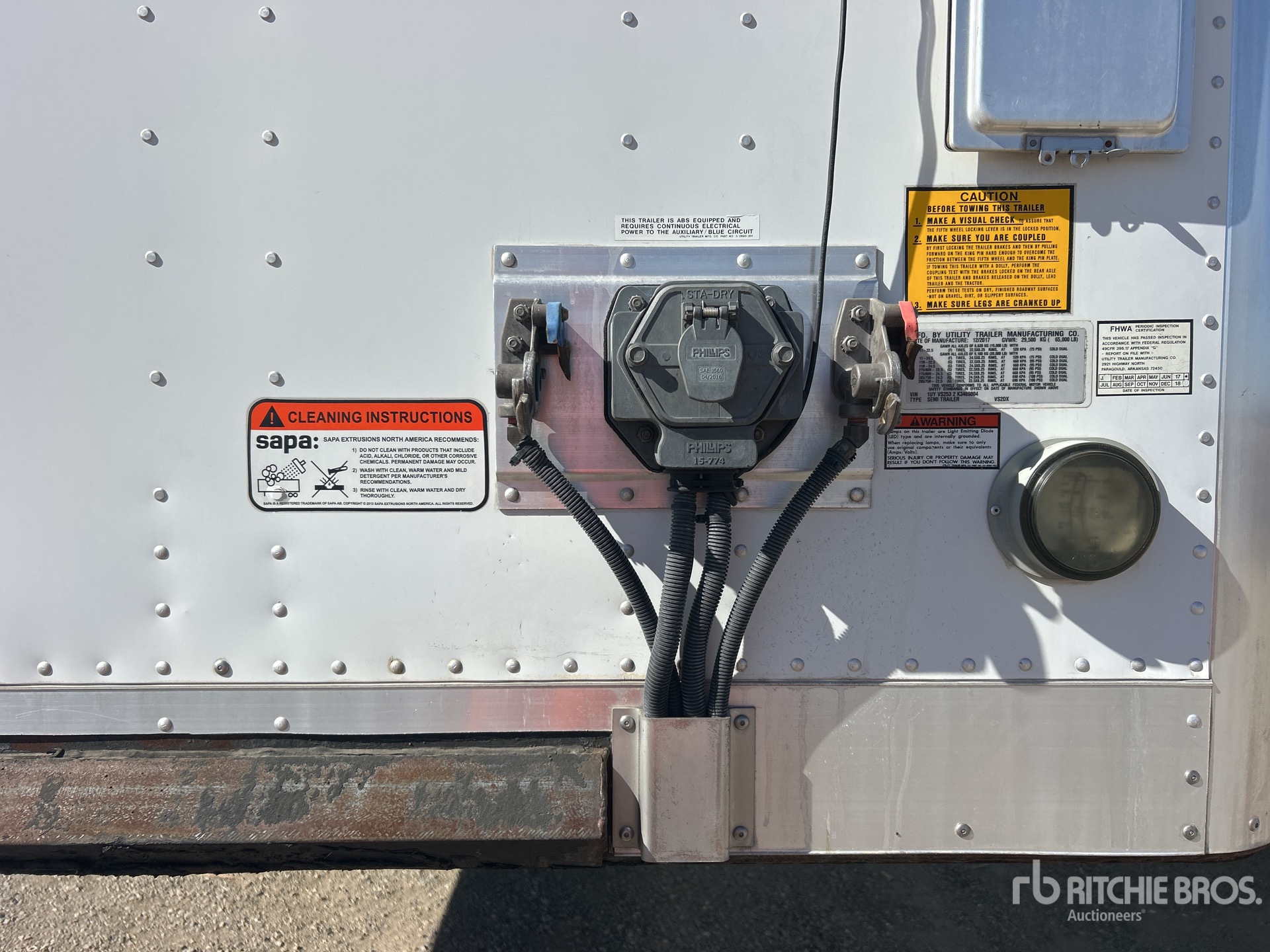 2019 Utility 53 ft x 102 in T/A