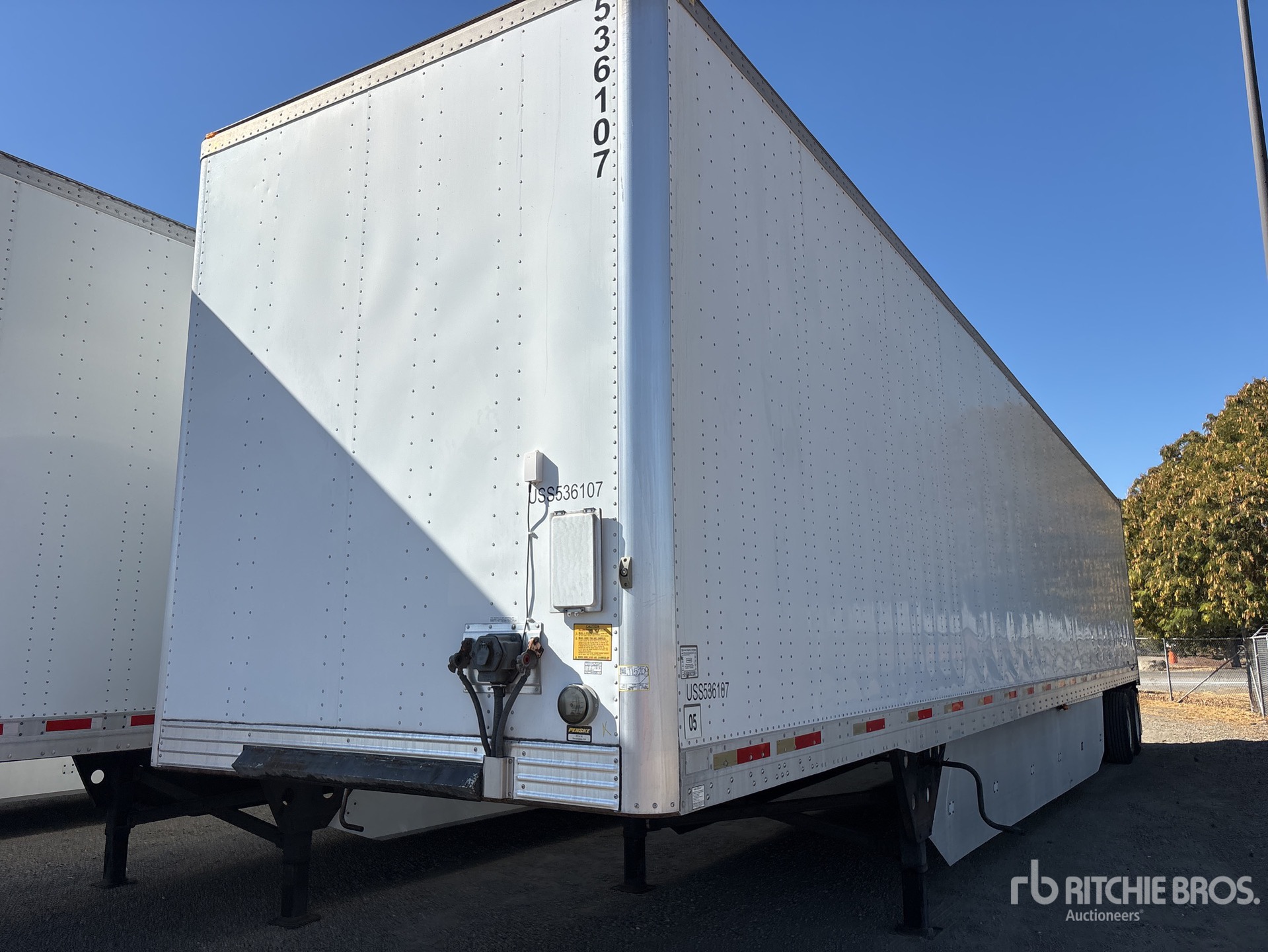 2013 Utility 53 ft x 96 in T/A