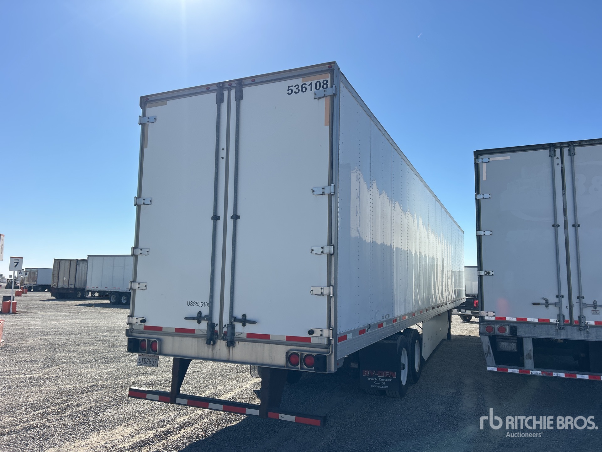 2013 Utility 53 ft x 102 in T/A