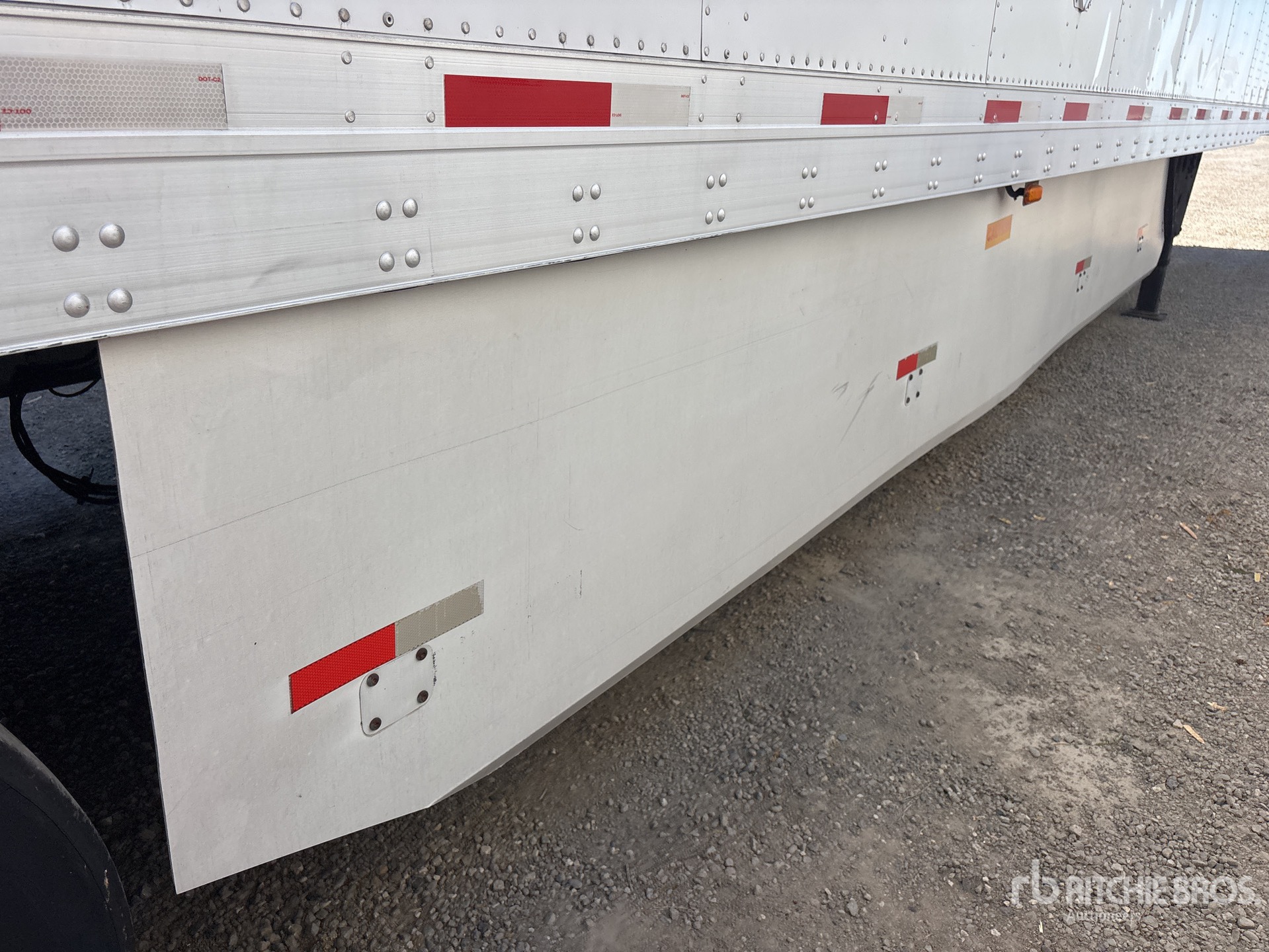 2019 Utility 53 ft x 102 in T/A