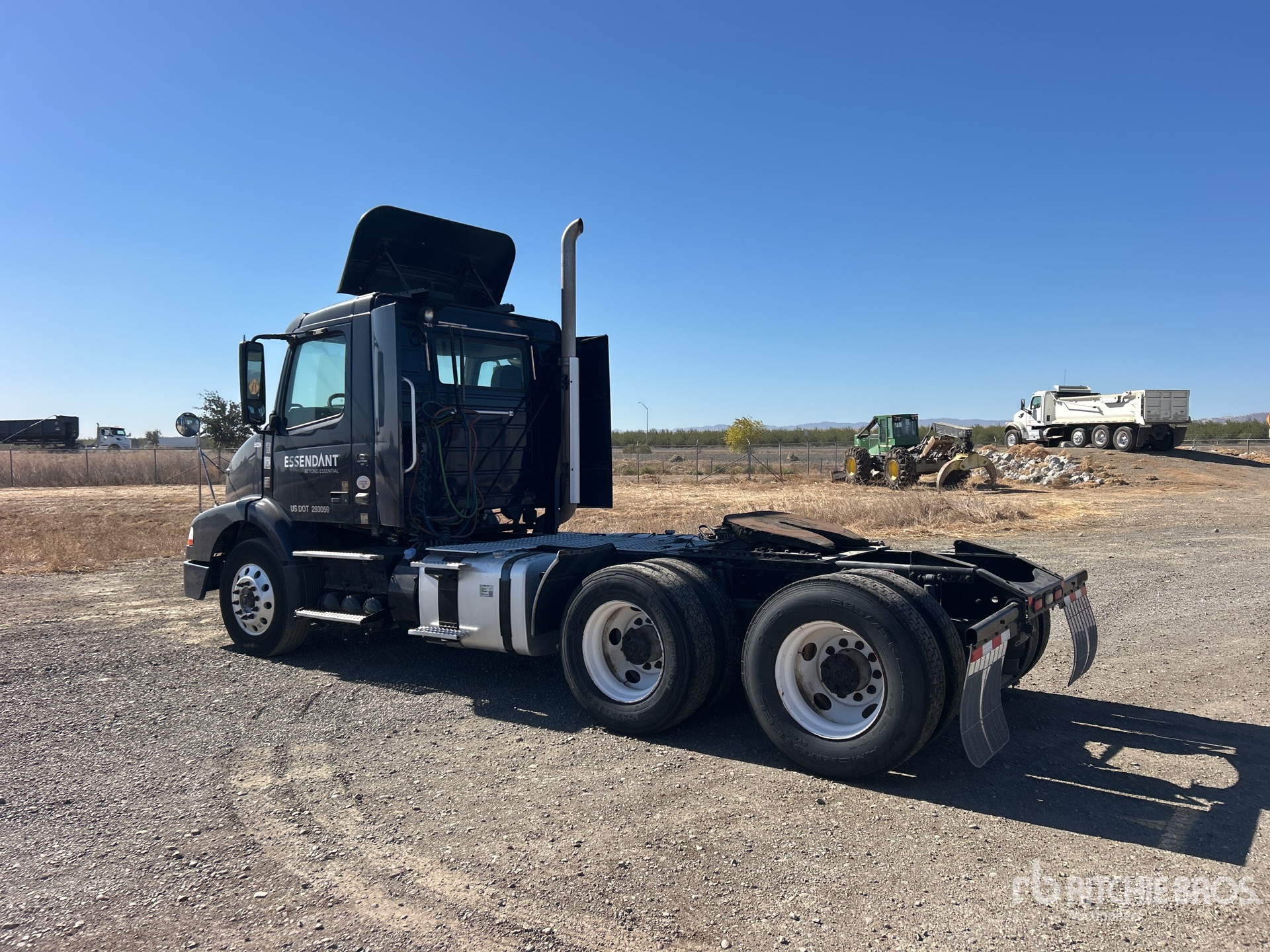 2014 Volvo VNM