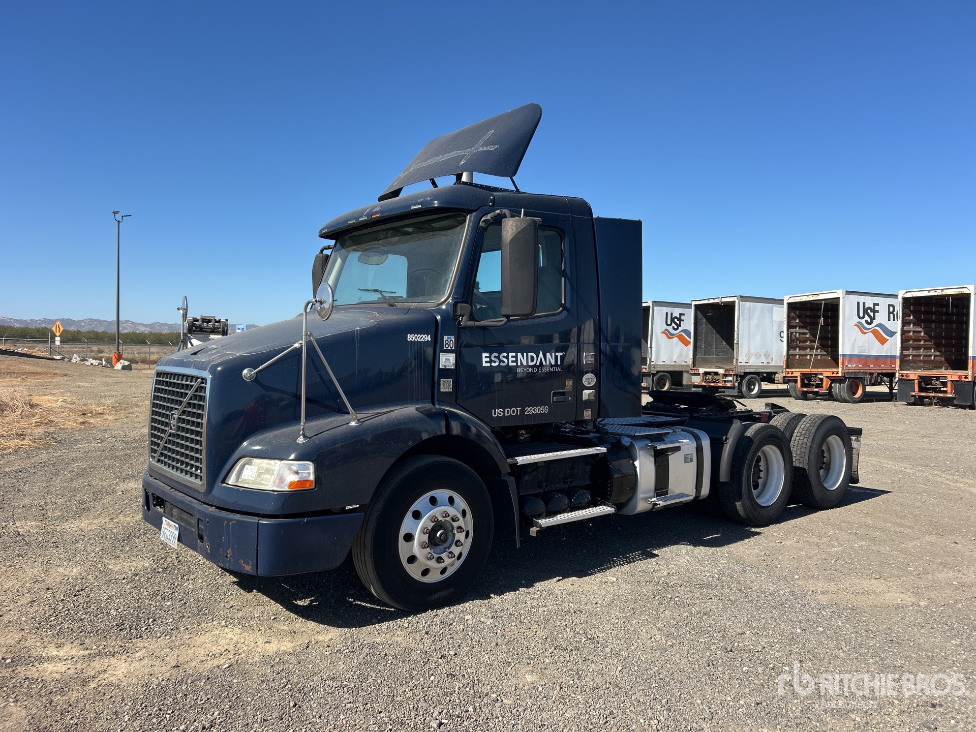 Photo of 2014 Volvo VNM
