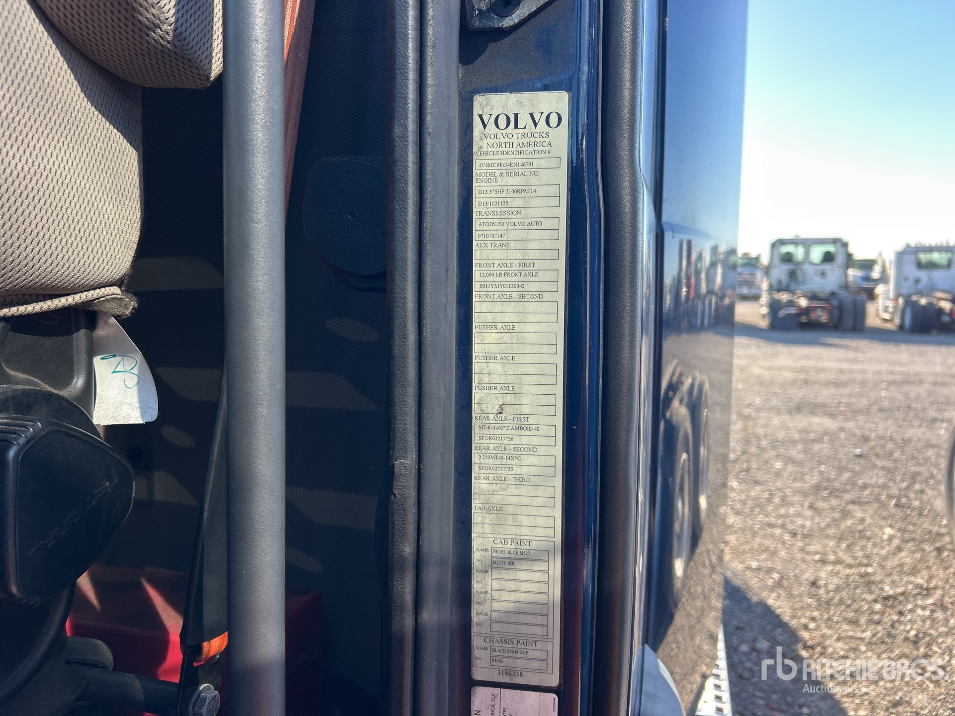 2014 Volvo VNM