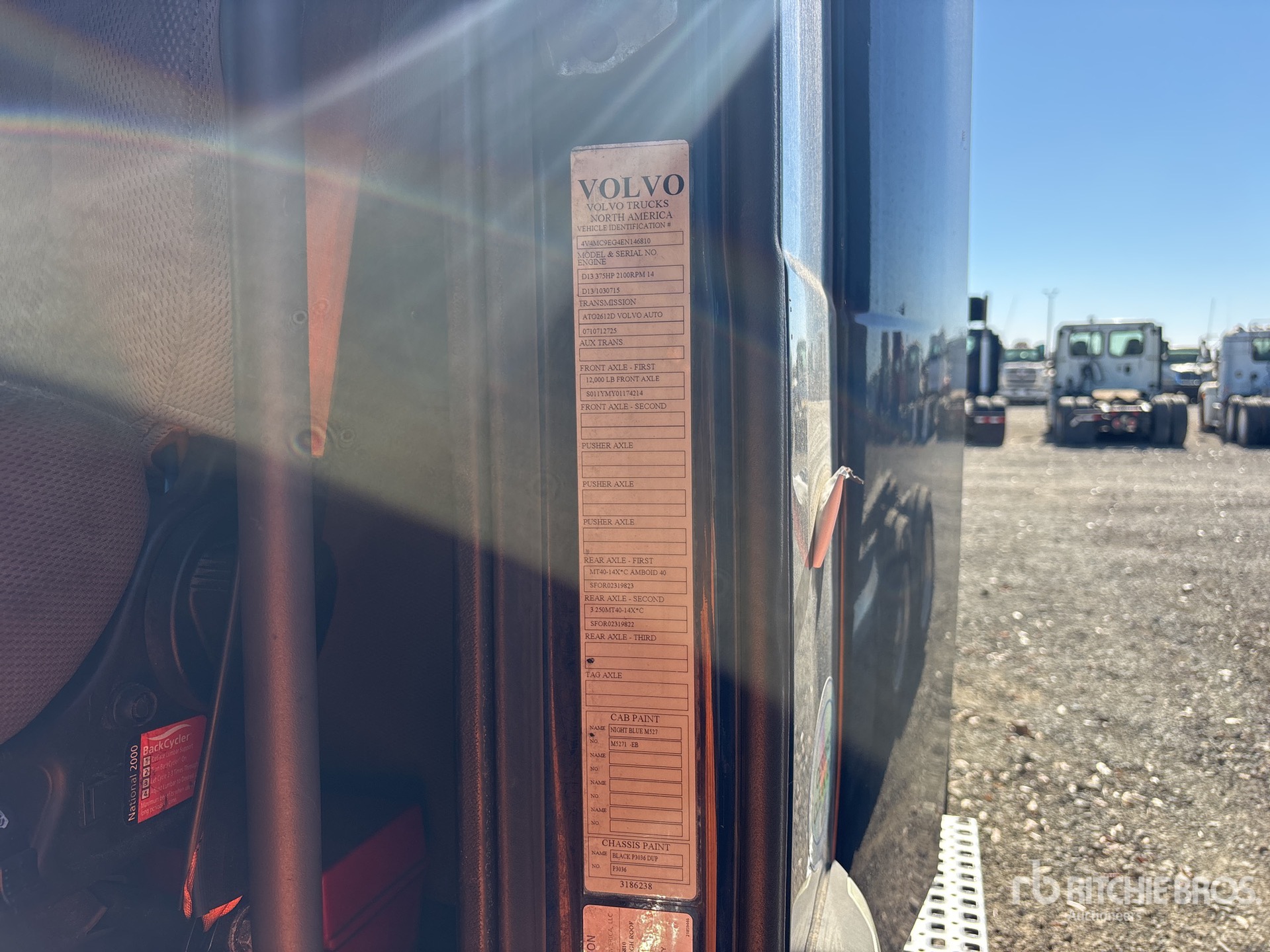 2014 Volvo VNM