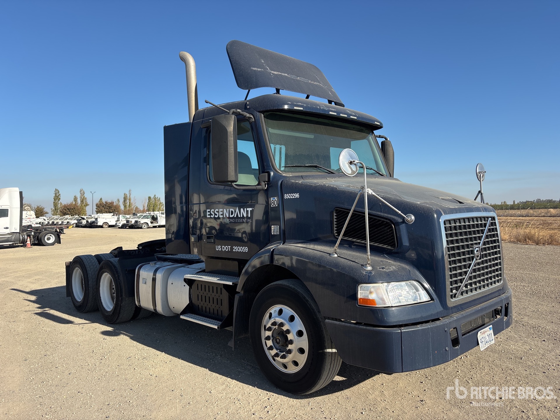 2014 Volvo VNM