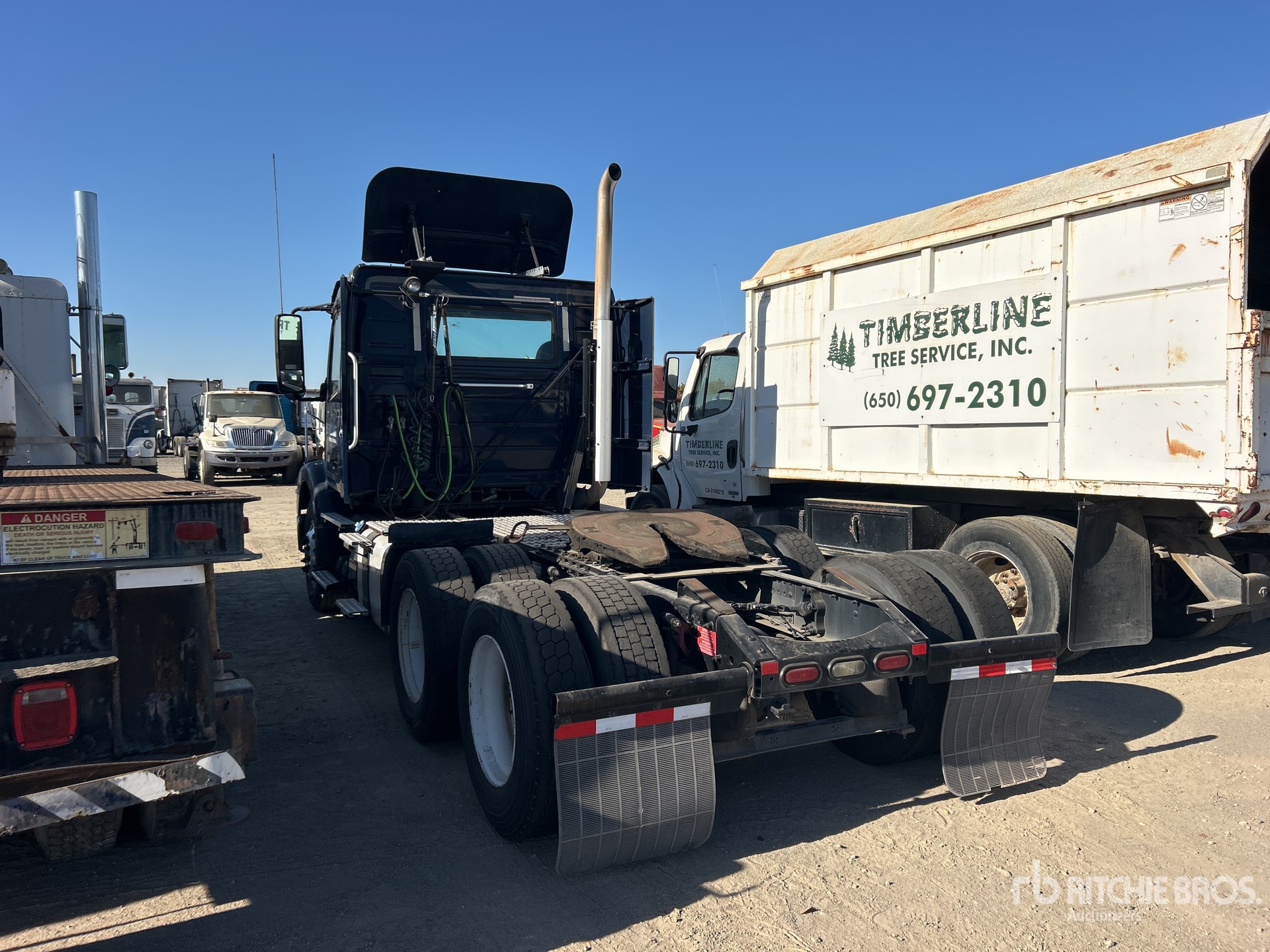2014 Volvo VNM