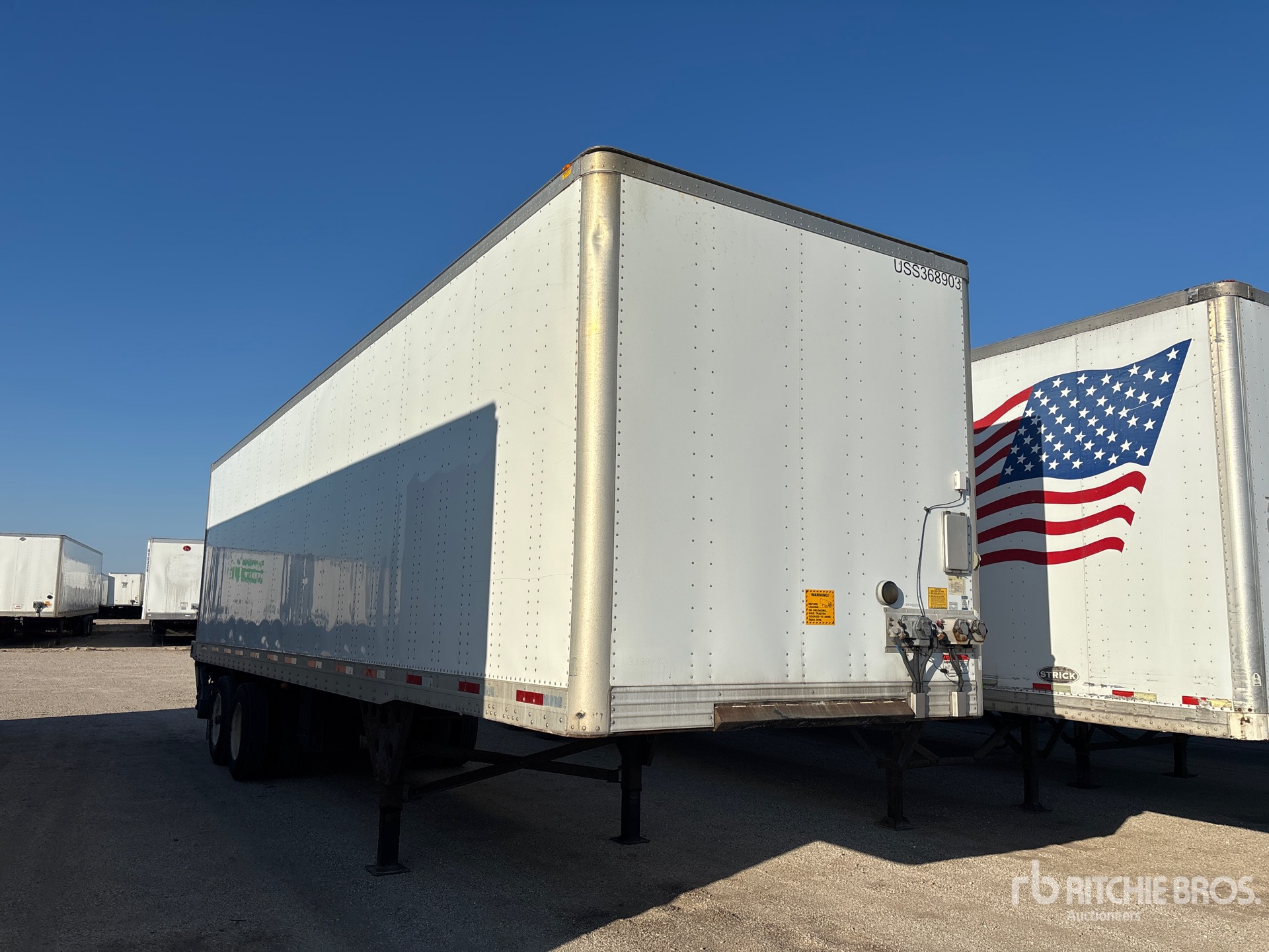 2015 Utility 36 ft T/A