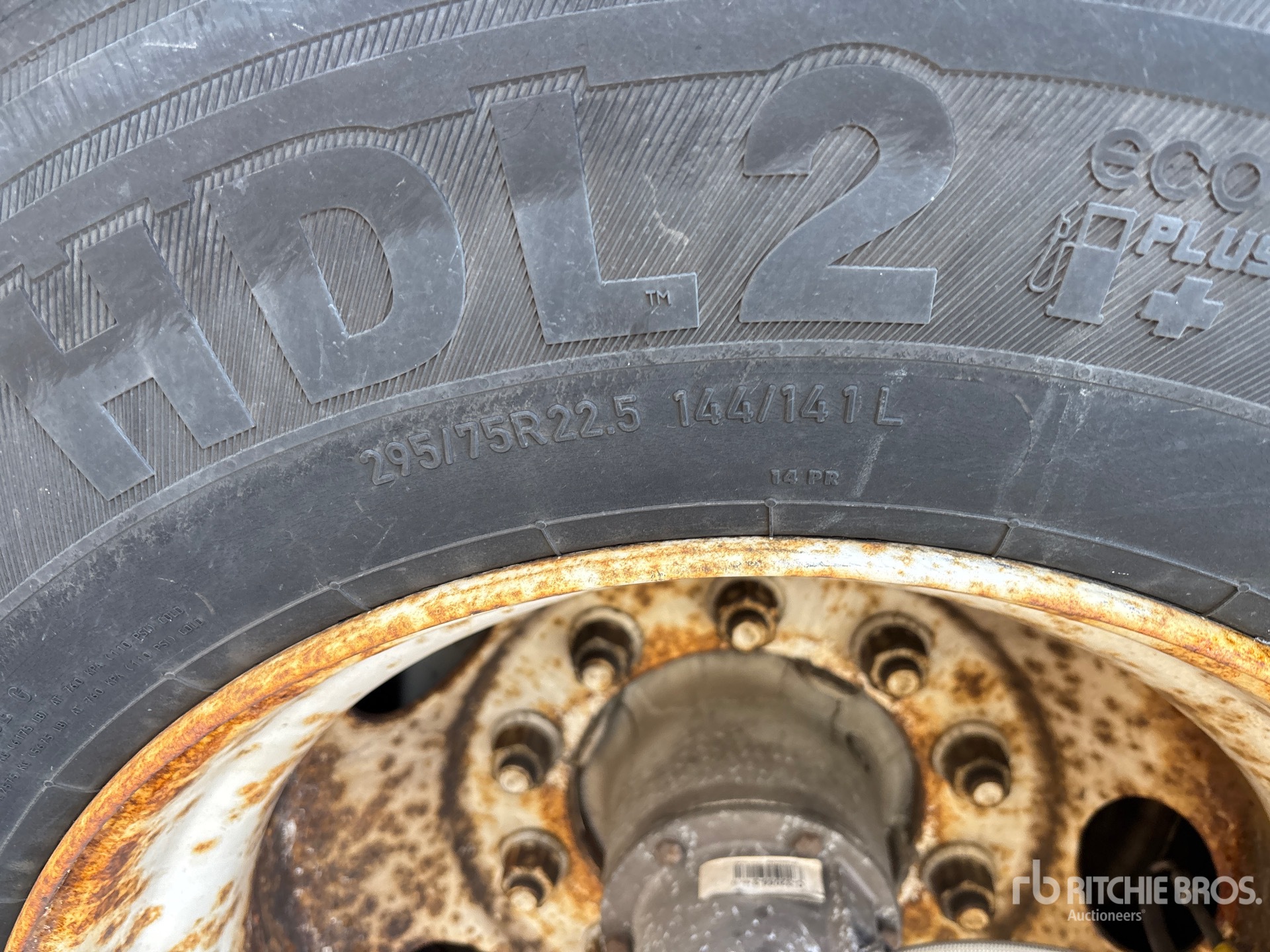 2013 Utility VS2DX