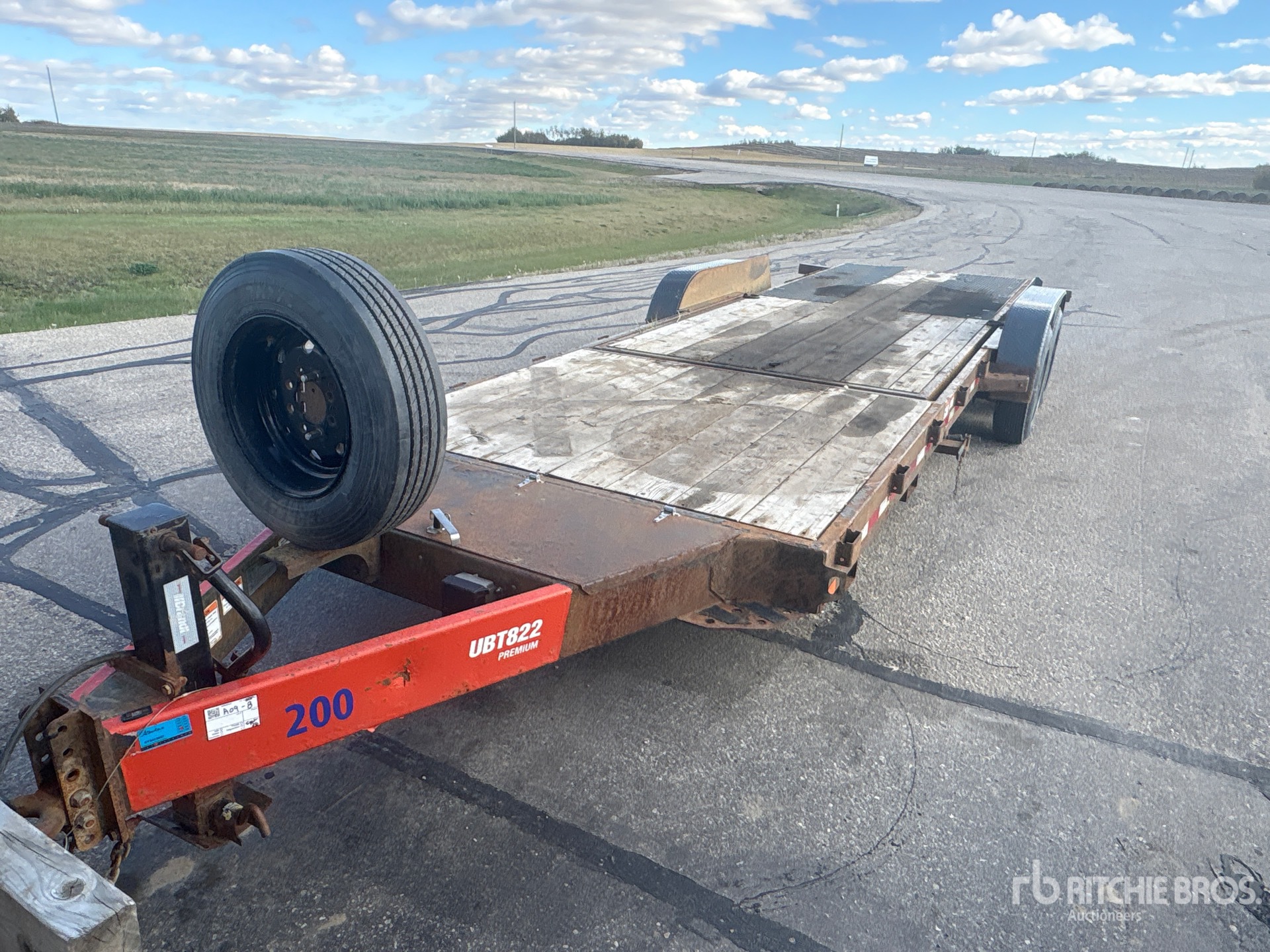 2022 Brandt UBT822