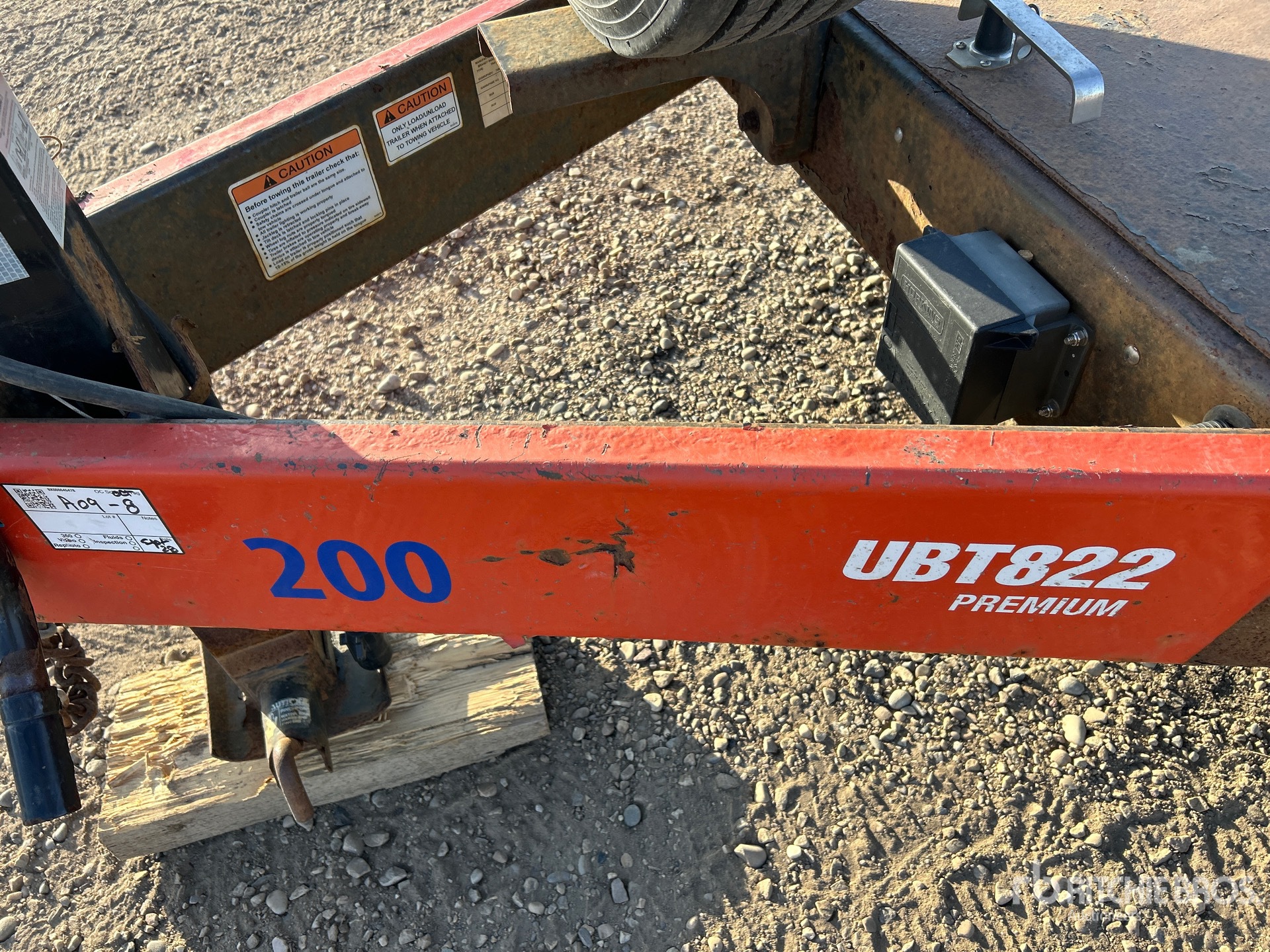 2022 Brandt UBT822