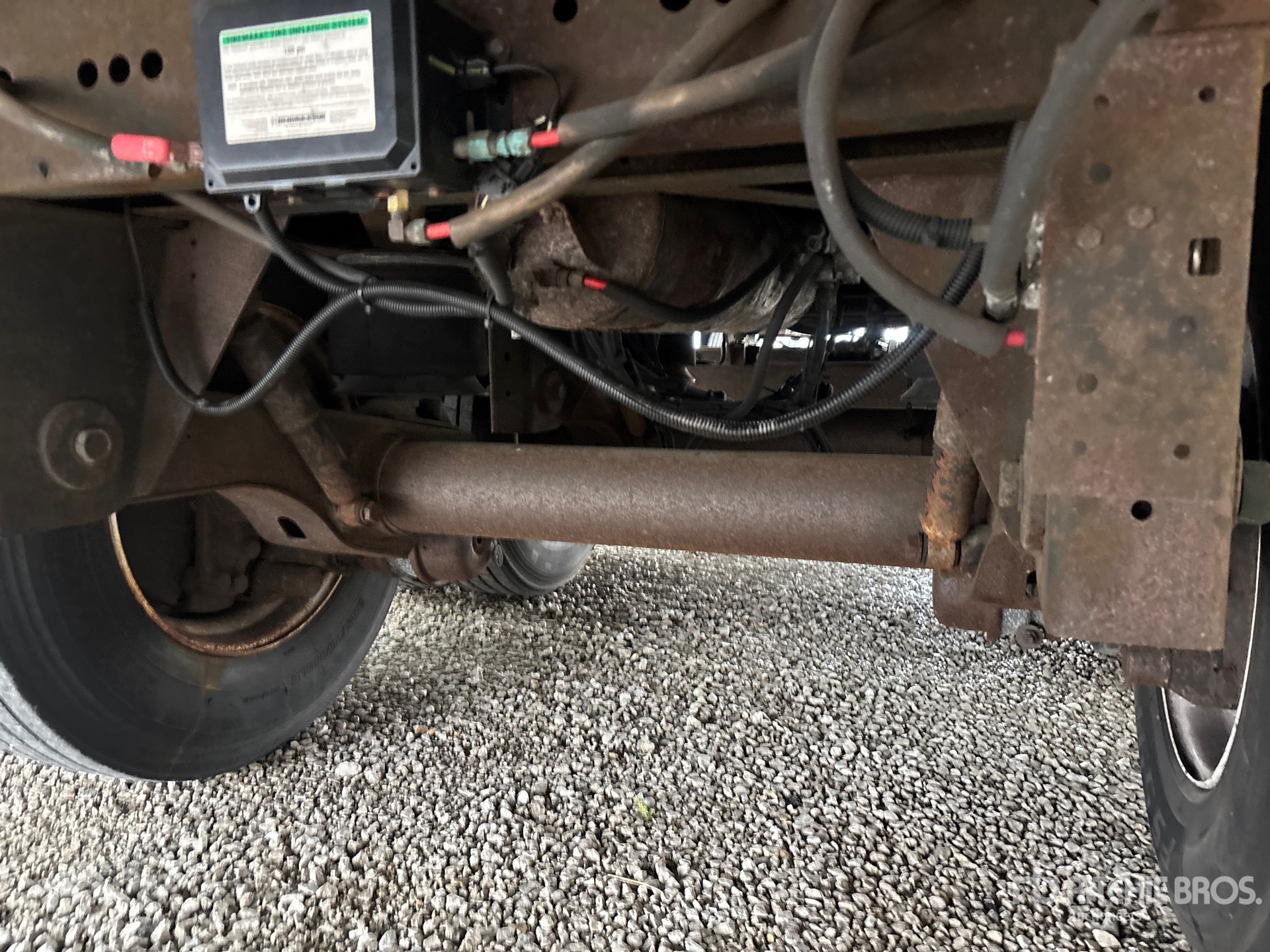 2013 Utility 48 ft x 102 in T/A (Inoperable)