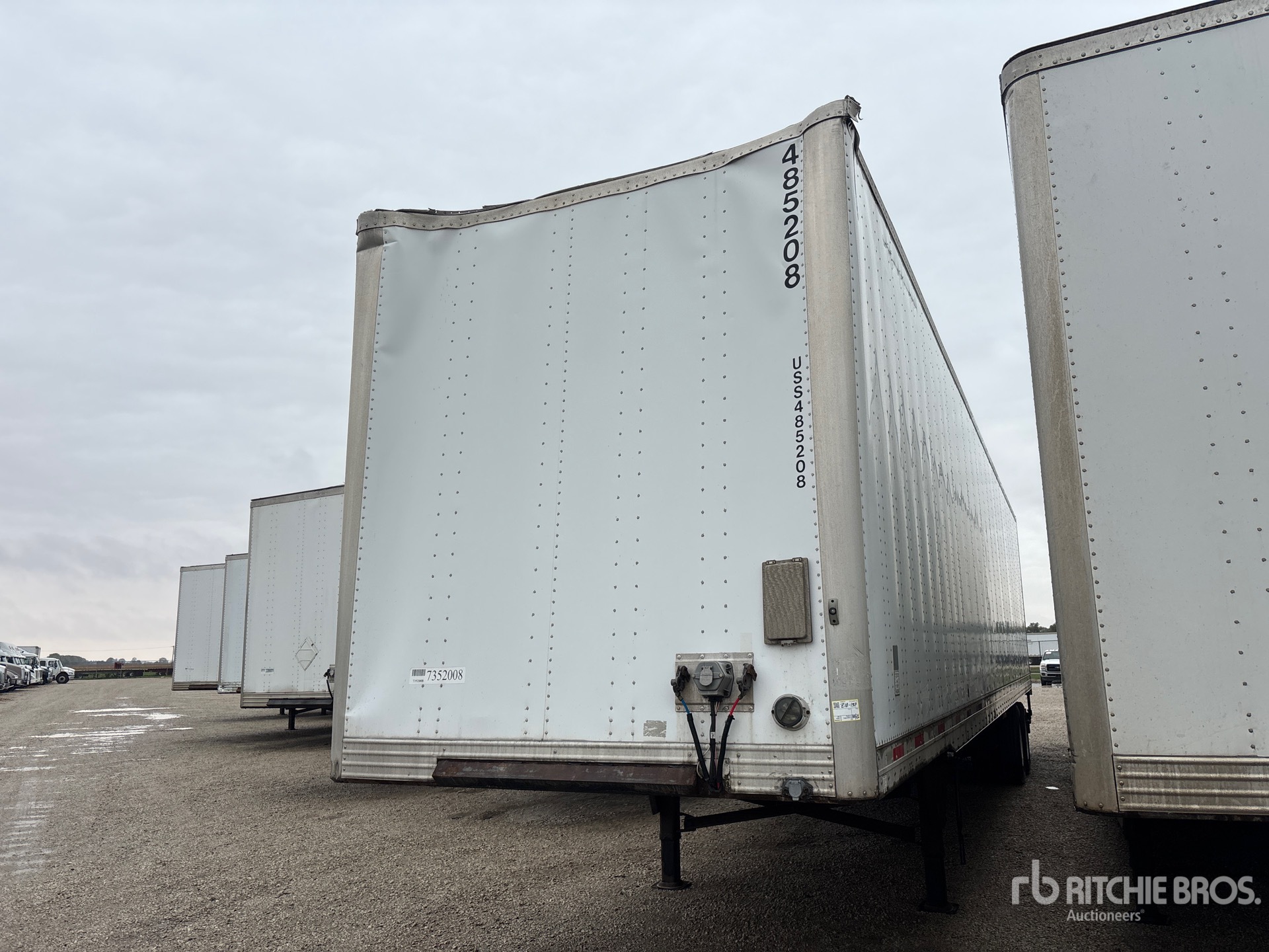 2013 Utility 48 ft x 102 in T/A (Inoperable)
