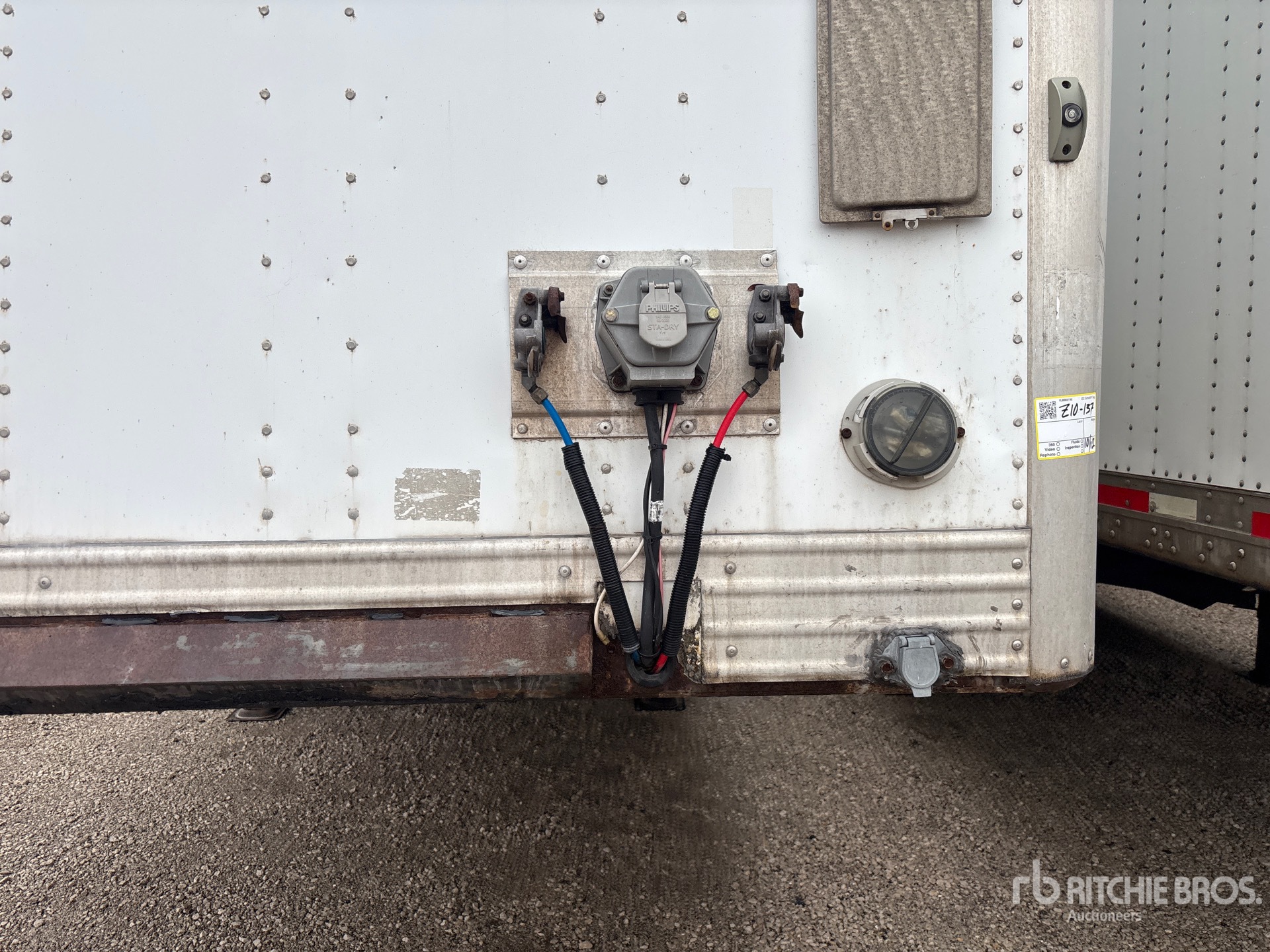 2013 Utility 48 ft x 102 in T/A (Inoperable)