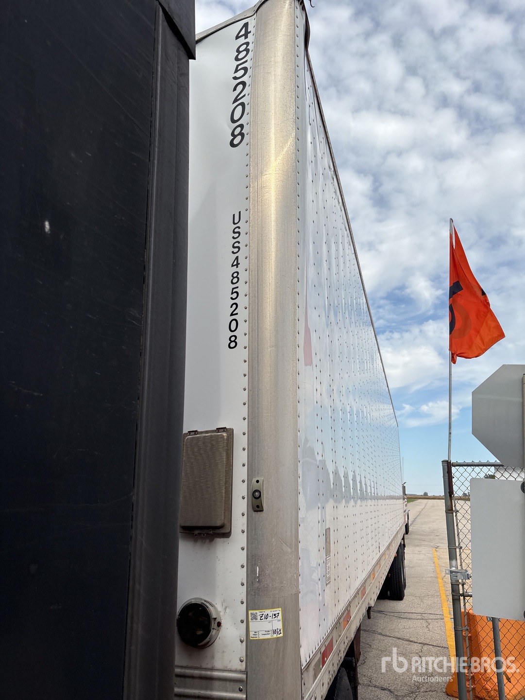 2013 Utility 48 ft x 102 in T/A (Inoperable)