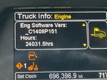 4 Transmision with Engine Hours