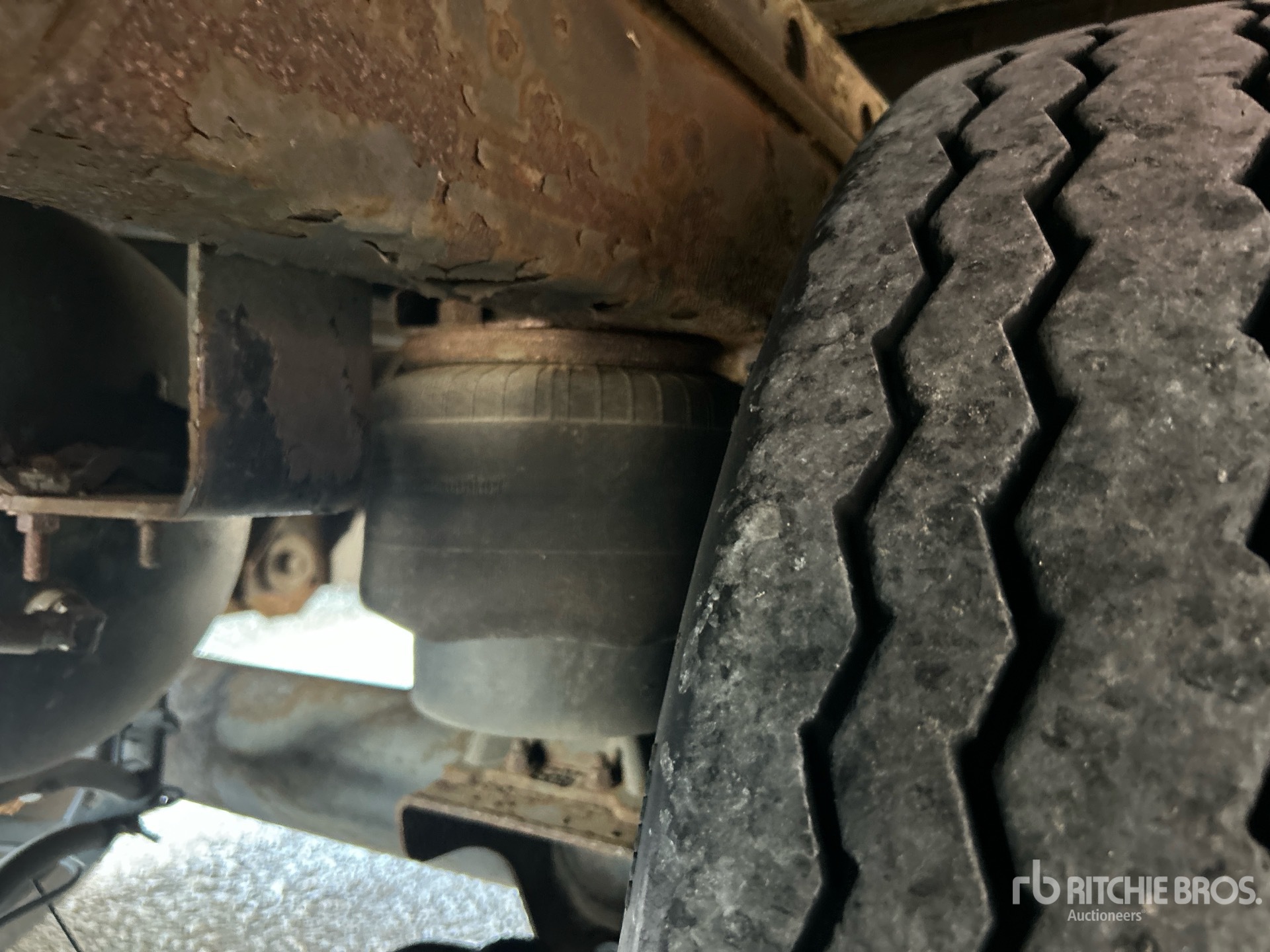 2015 Utility VS2DX