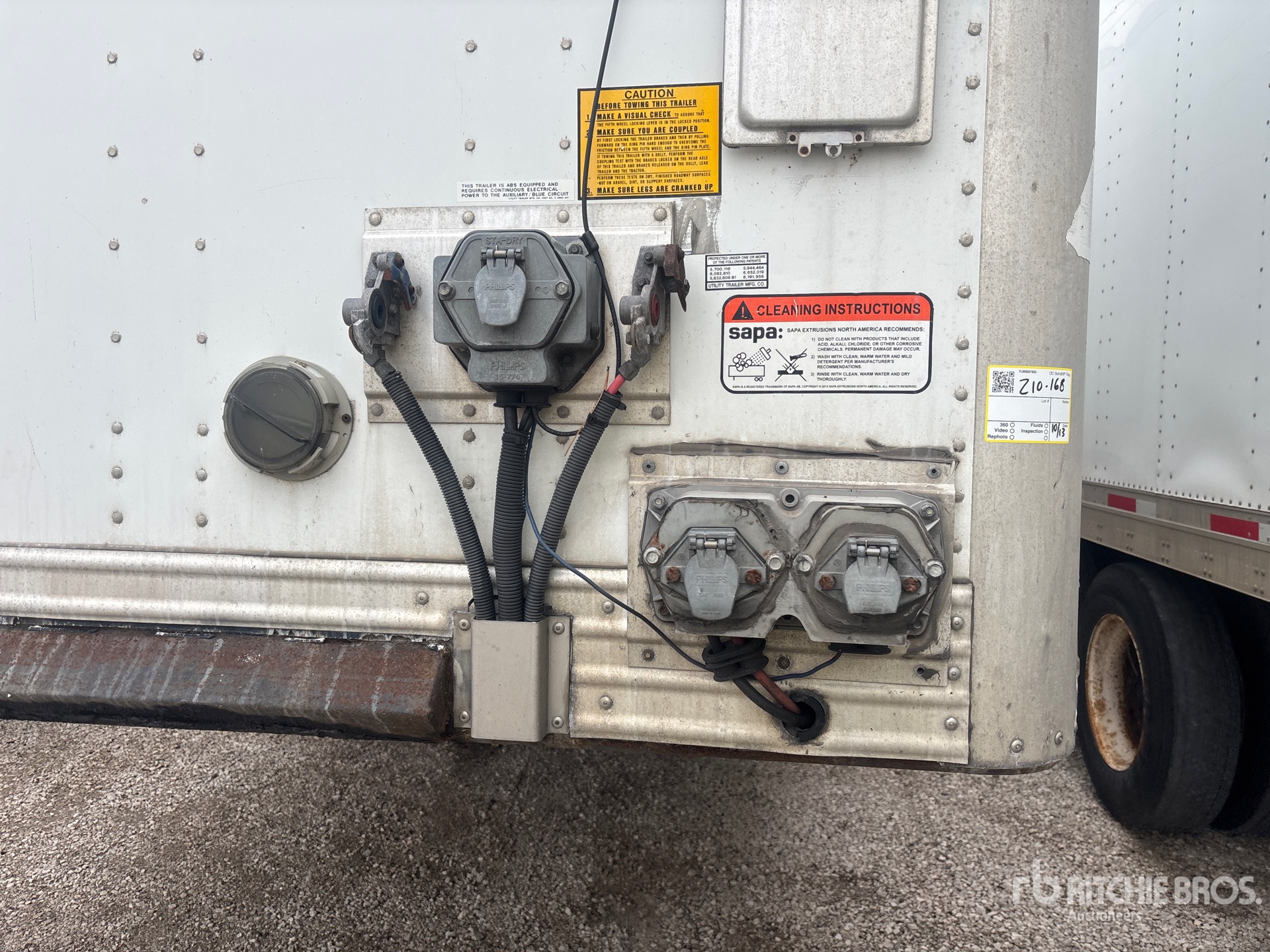 2015 Utility VS2DX