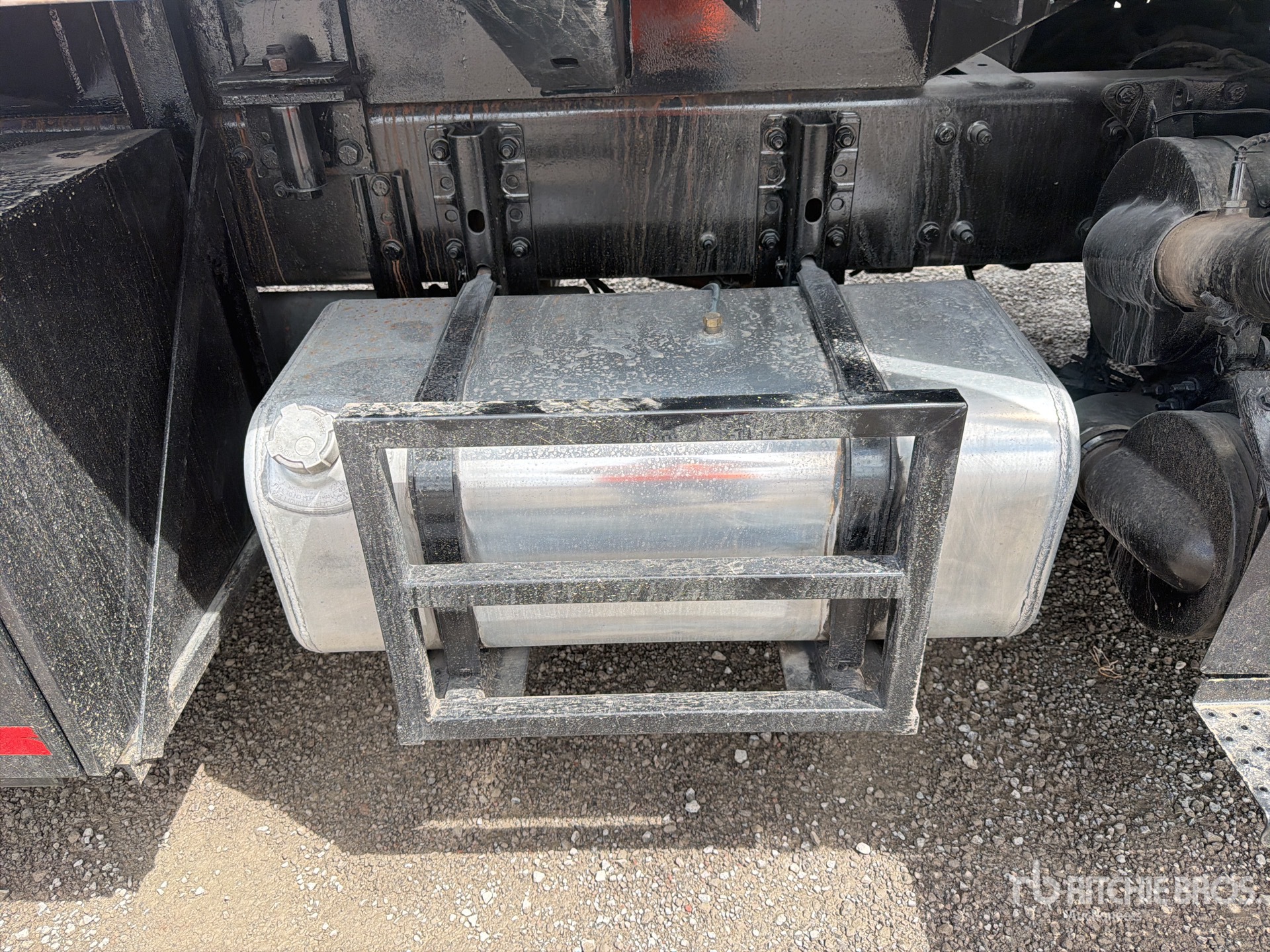 2013 Freightliner M2 106