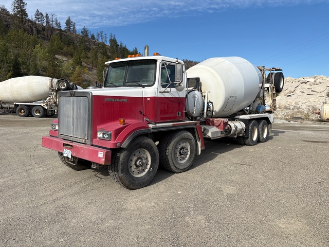 2004 Western Star T/A Booster Mixer Truck