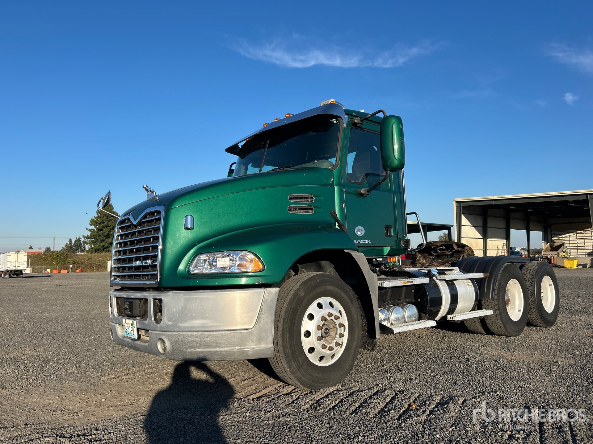Photo of 2016 Mack CXU613