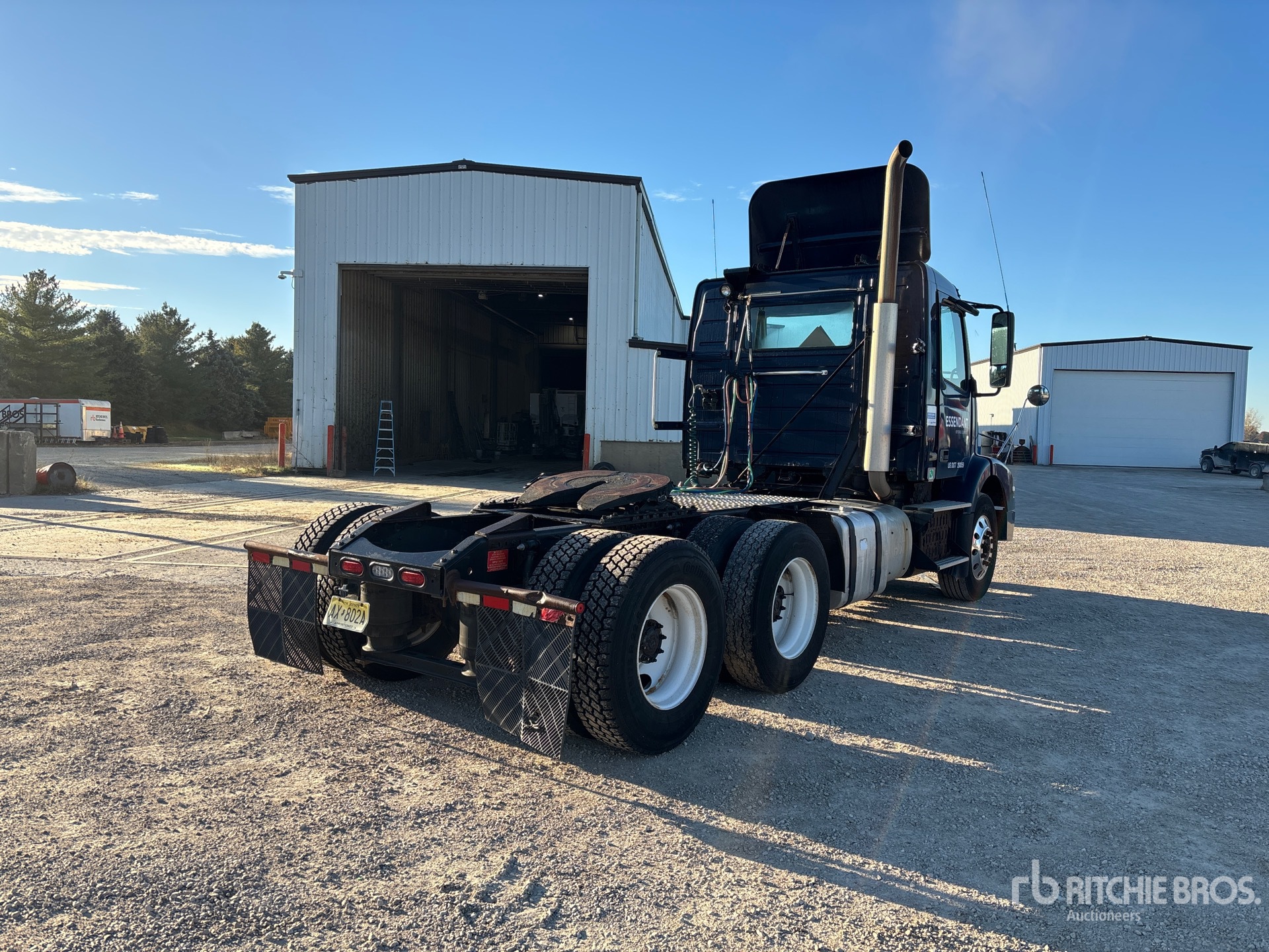 2013 Volvo VNM