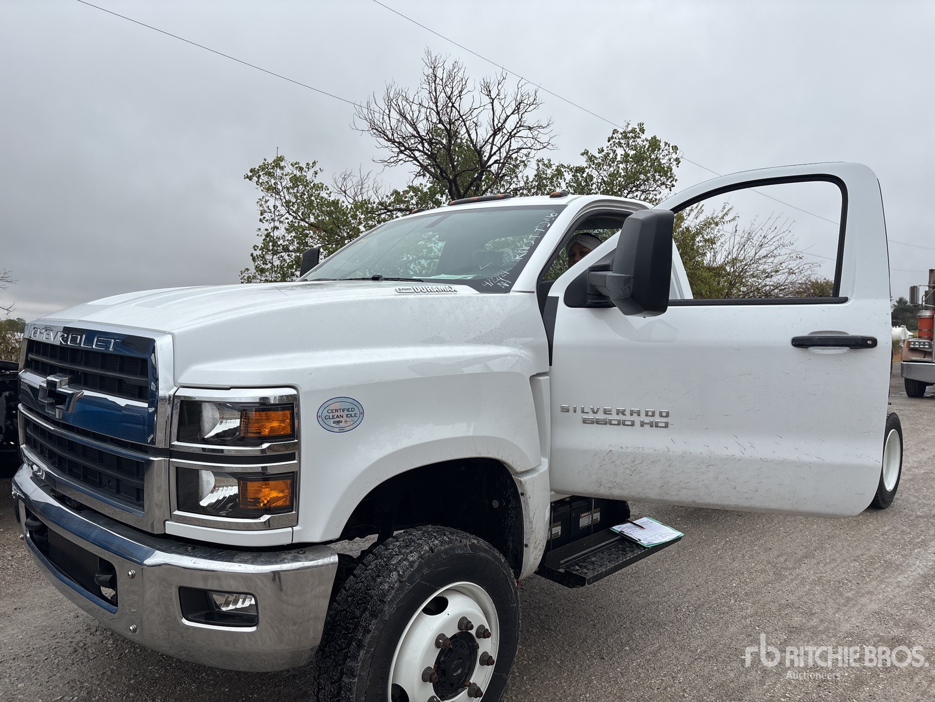 2024 Chevrolet SILVERADO 5500H